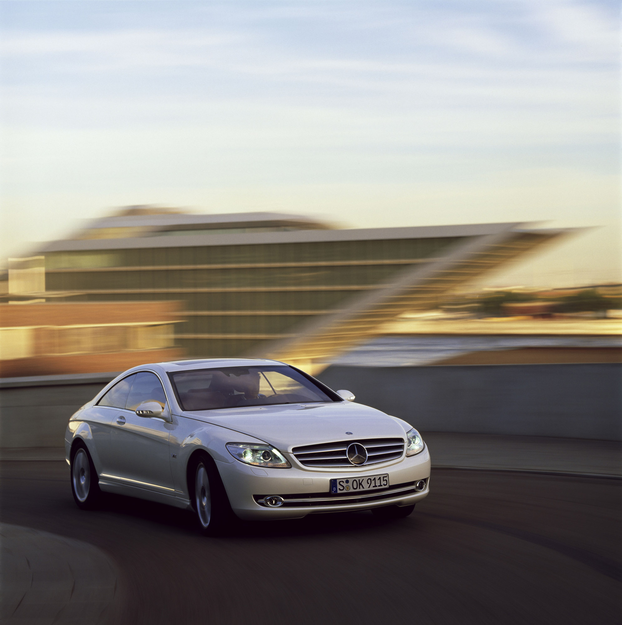 Mercedes-Benz CL 600 photo #38