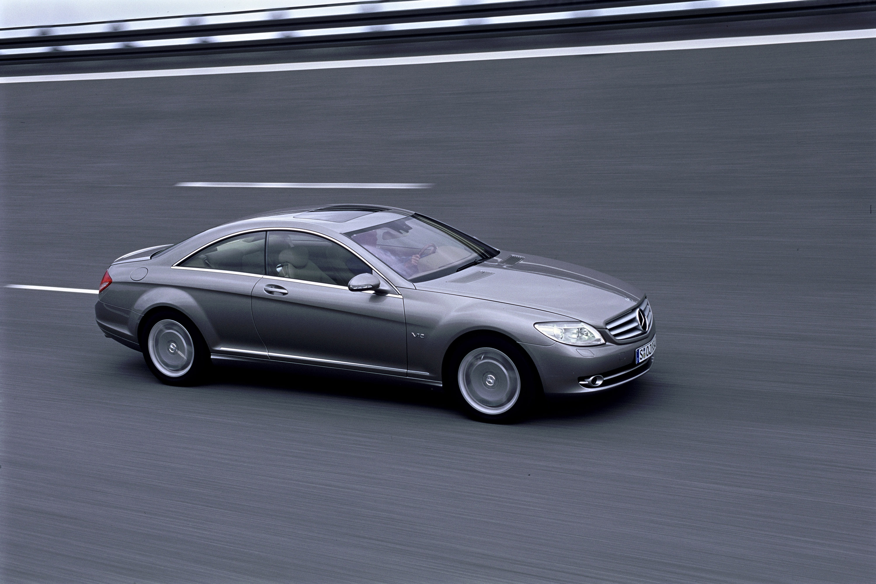 Mercedes-Benz CL500 photo #15