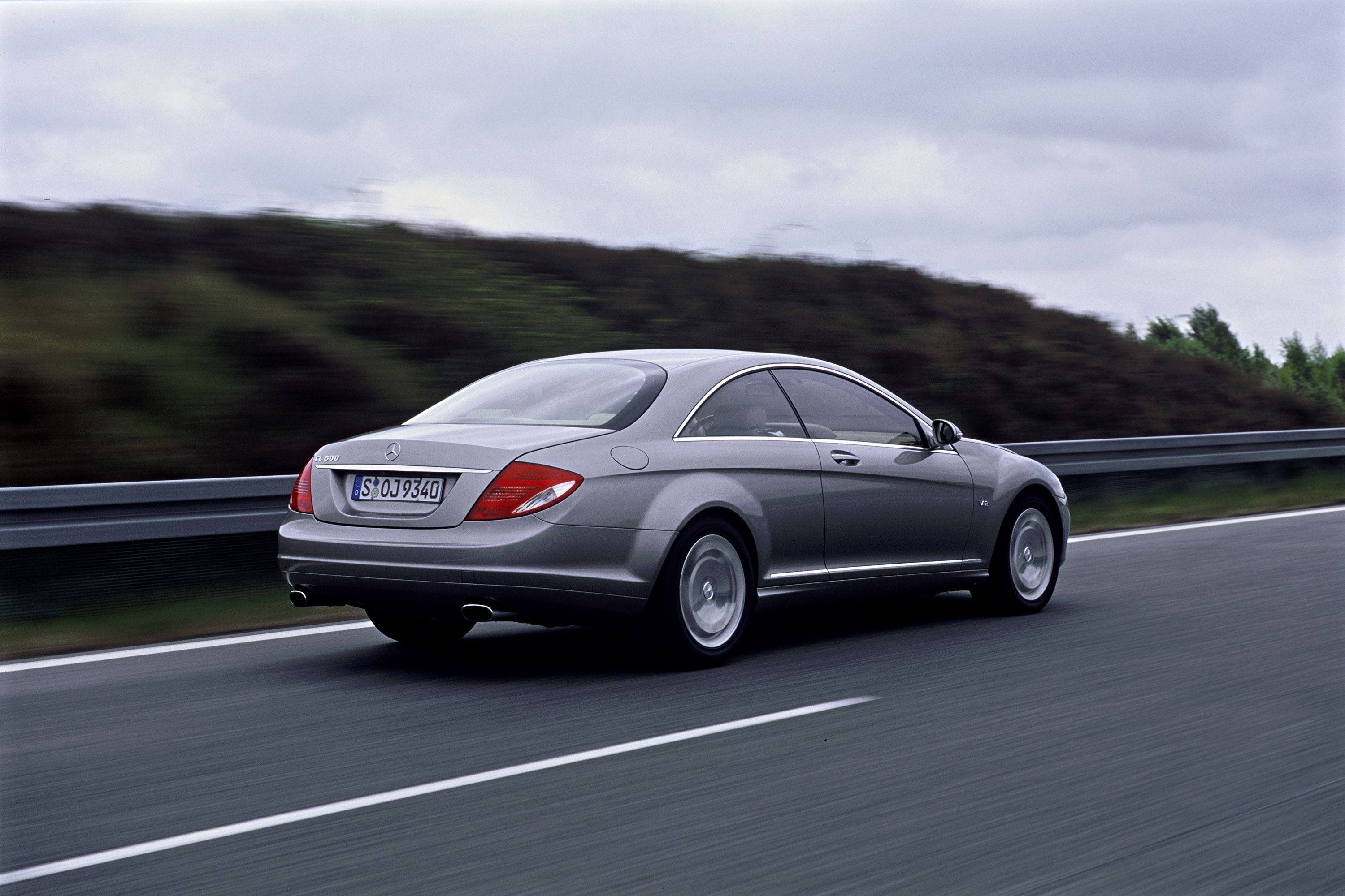 Mercedes-Benz CL500 photo #19