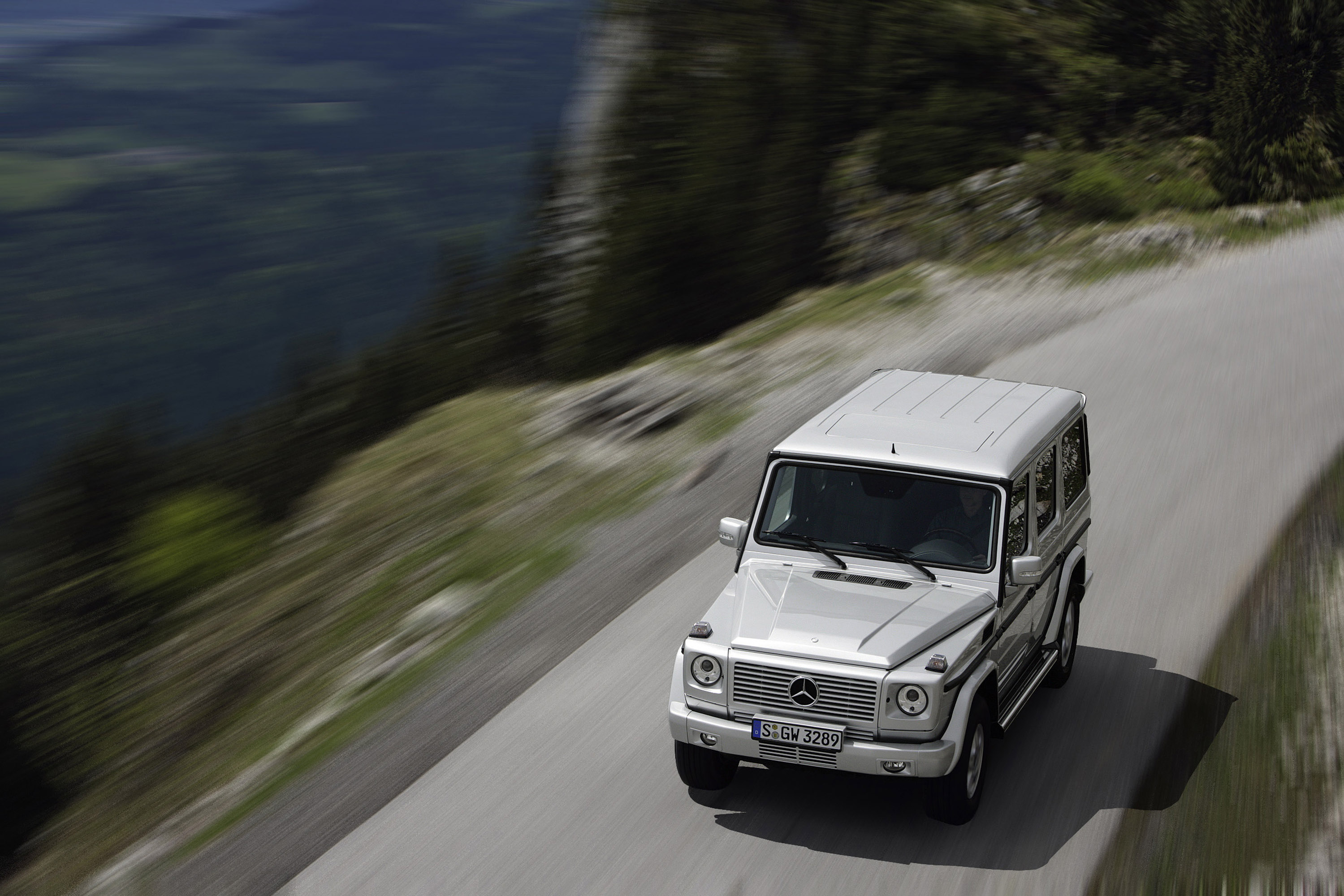 Mercedes-Benz G-Class photo #11