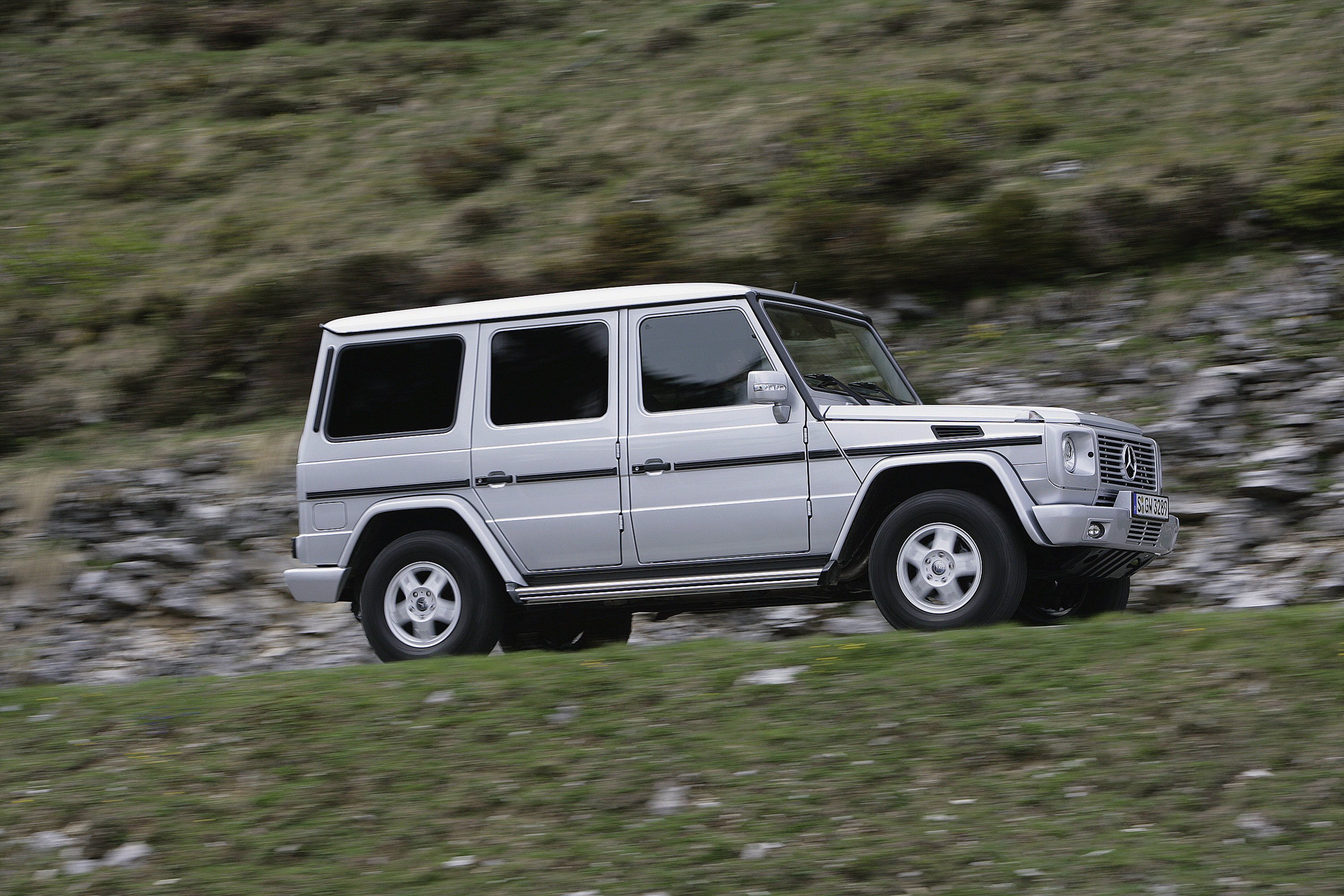 Mercedes-Benz G-Class photo #13