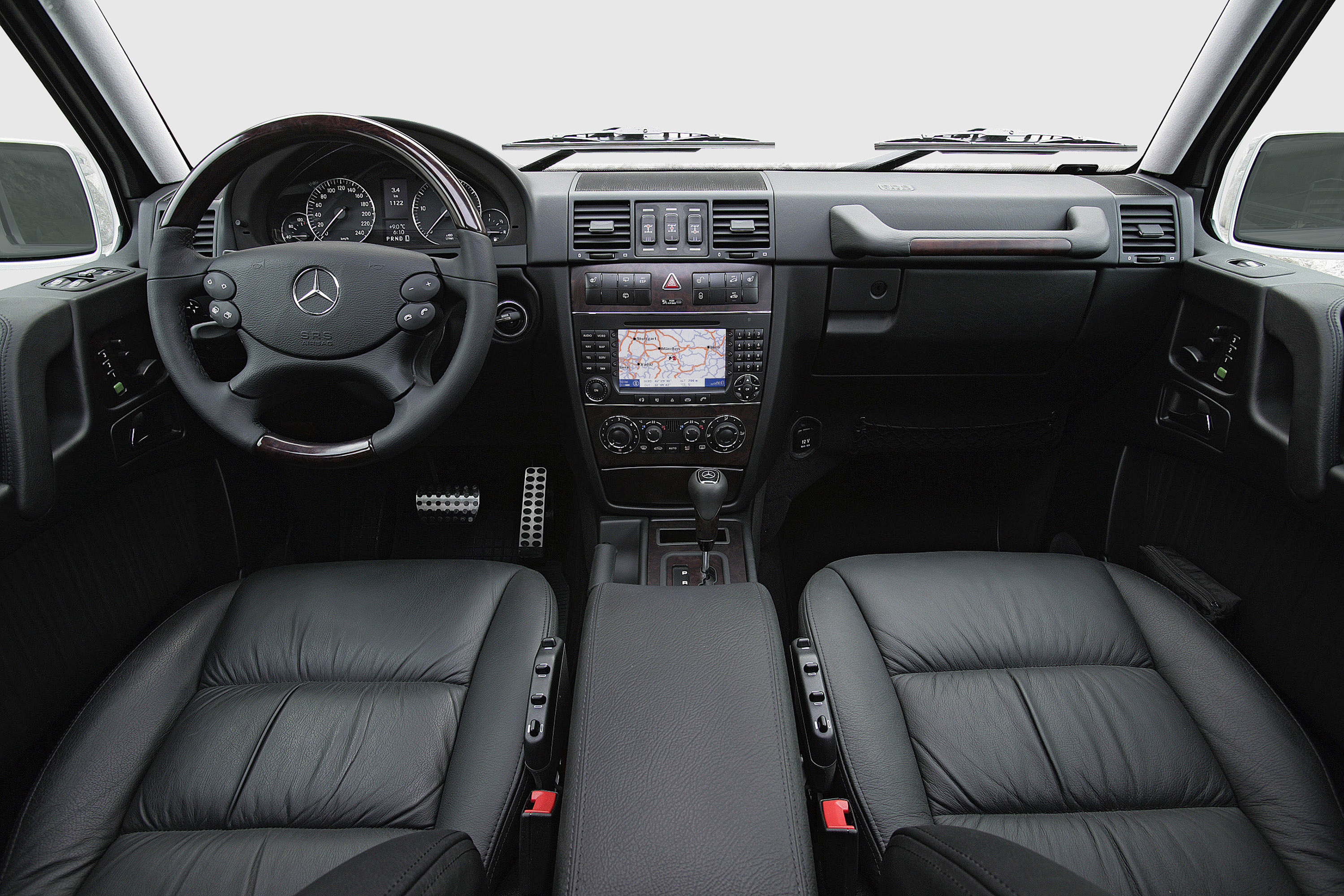 Mercedes-Benz G-Class photo #15