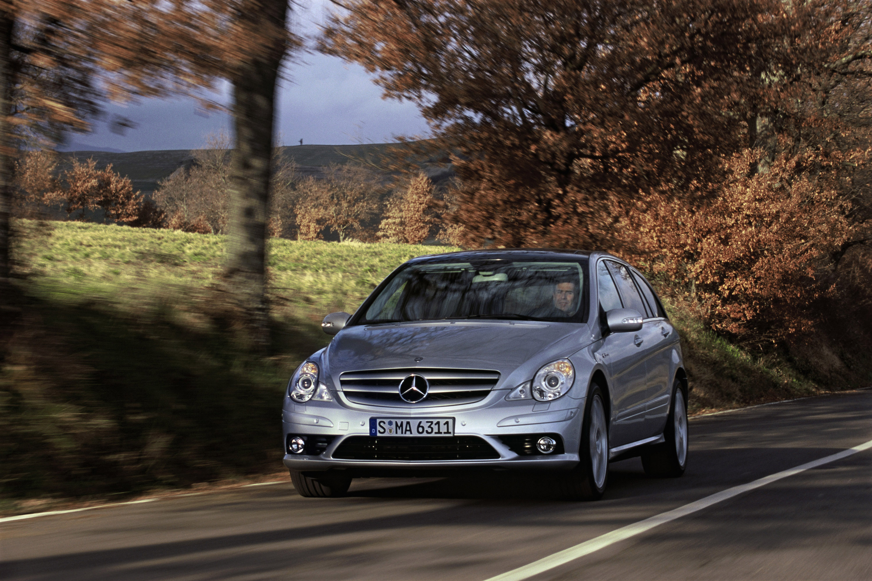 Mercedes-Benz R 63 AMG photo #21