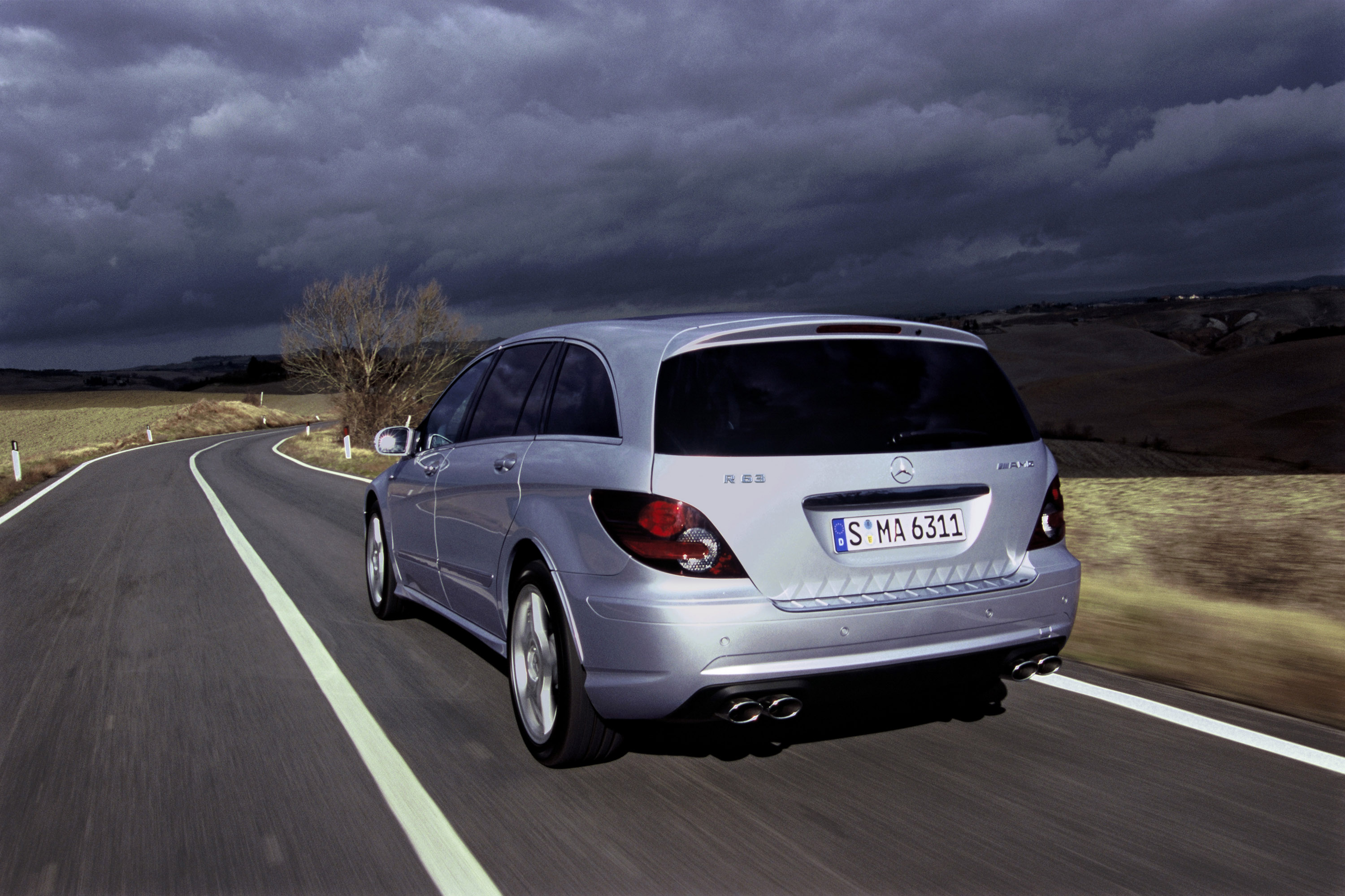 Mercedes-Benz R 63 AMG photo #47