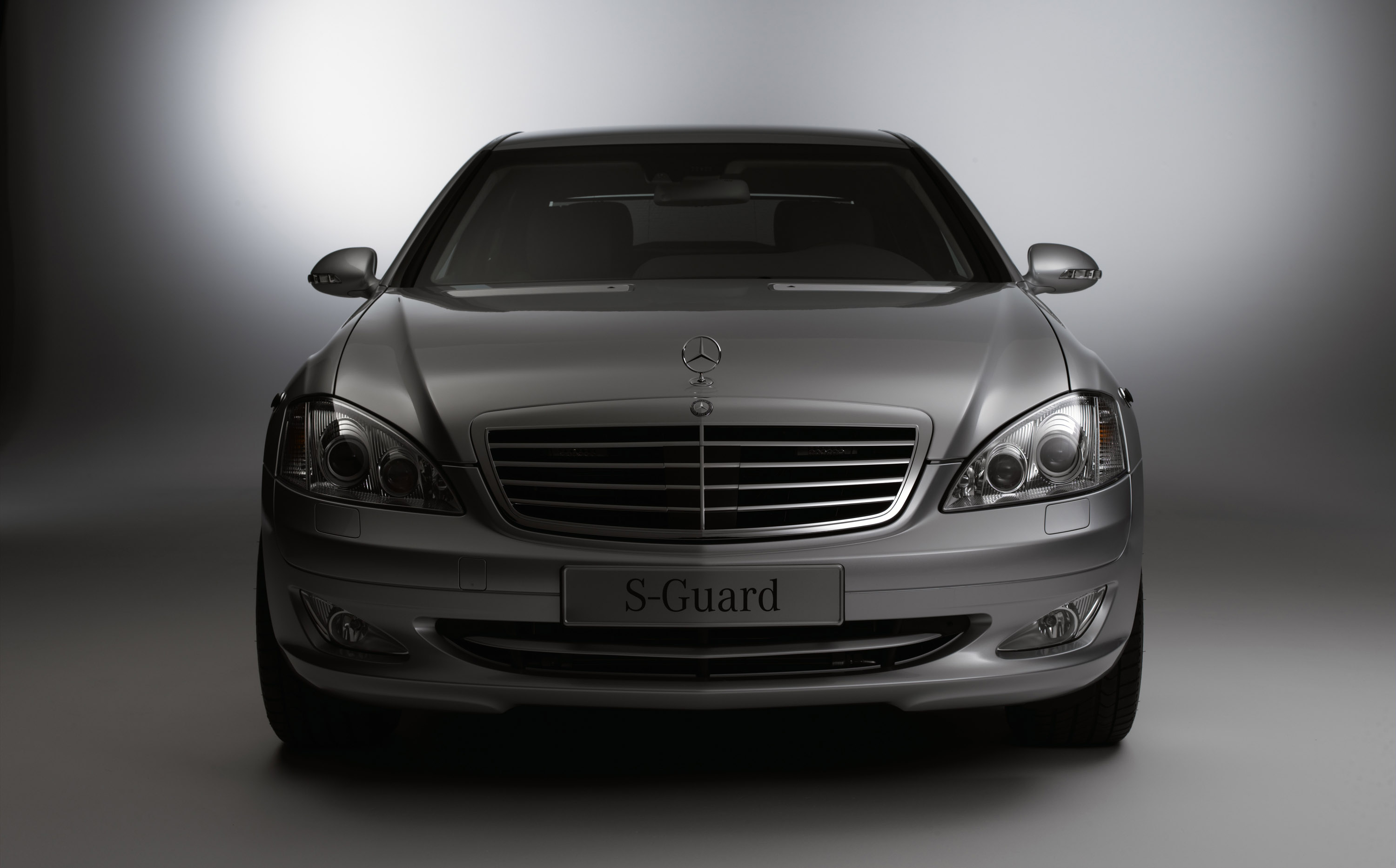 Mercedes-Benz S 600 Guard photo #2