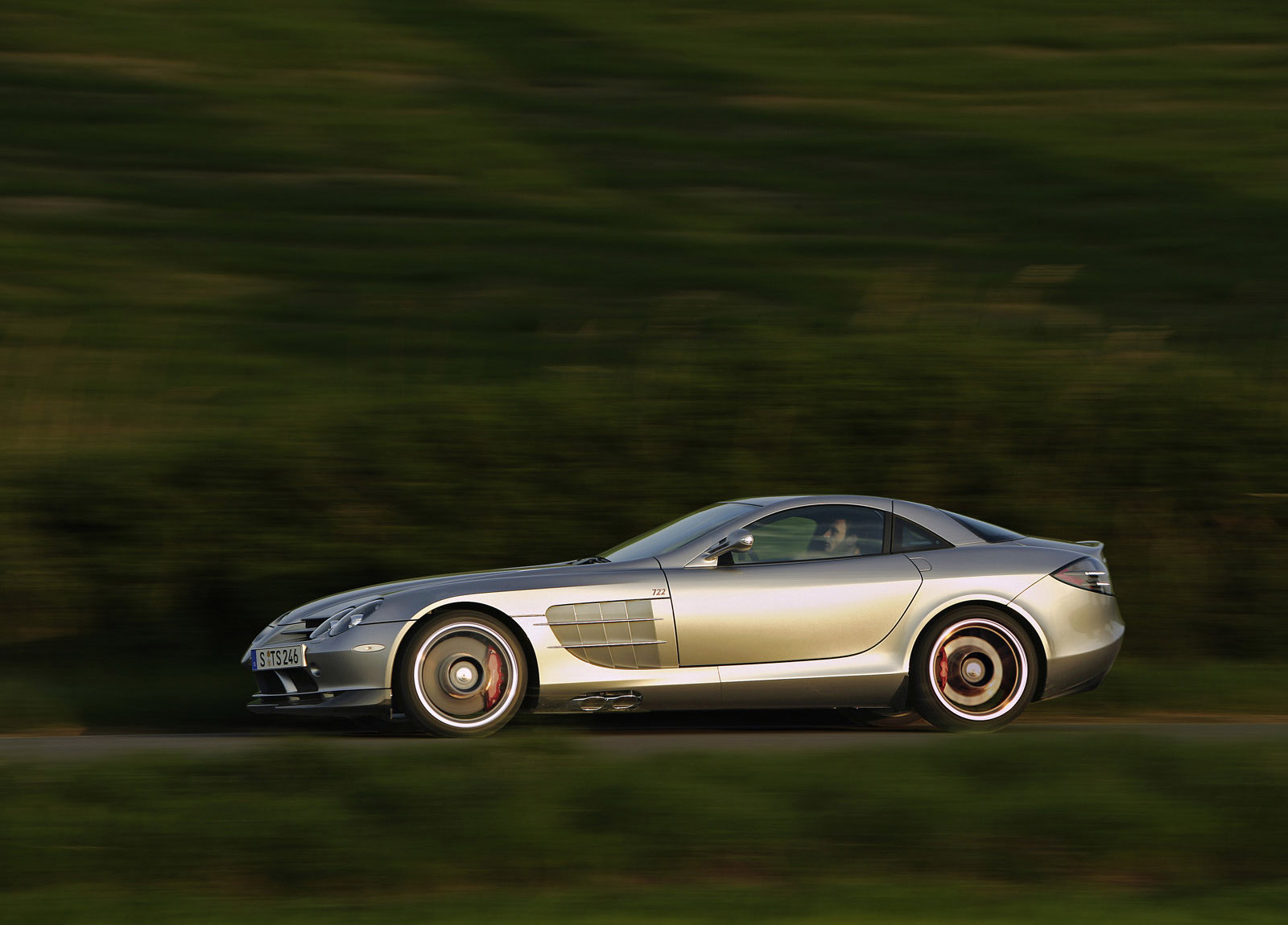 Mercedes-Benz SLR 722 Edition photo #18