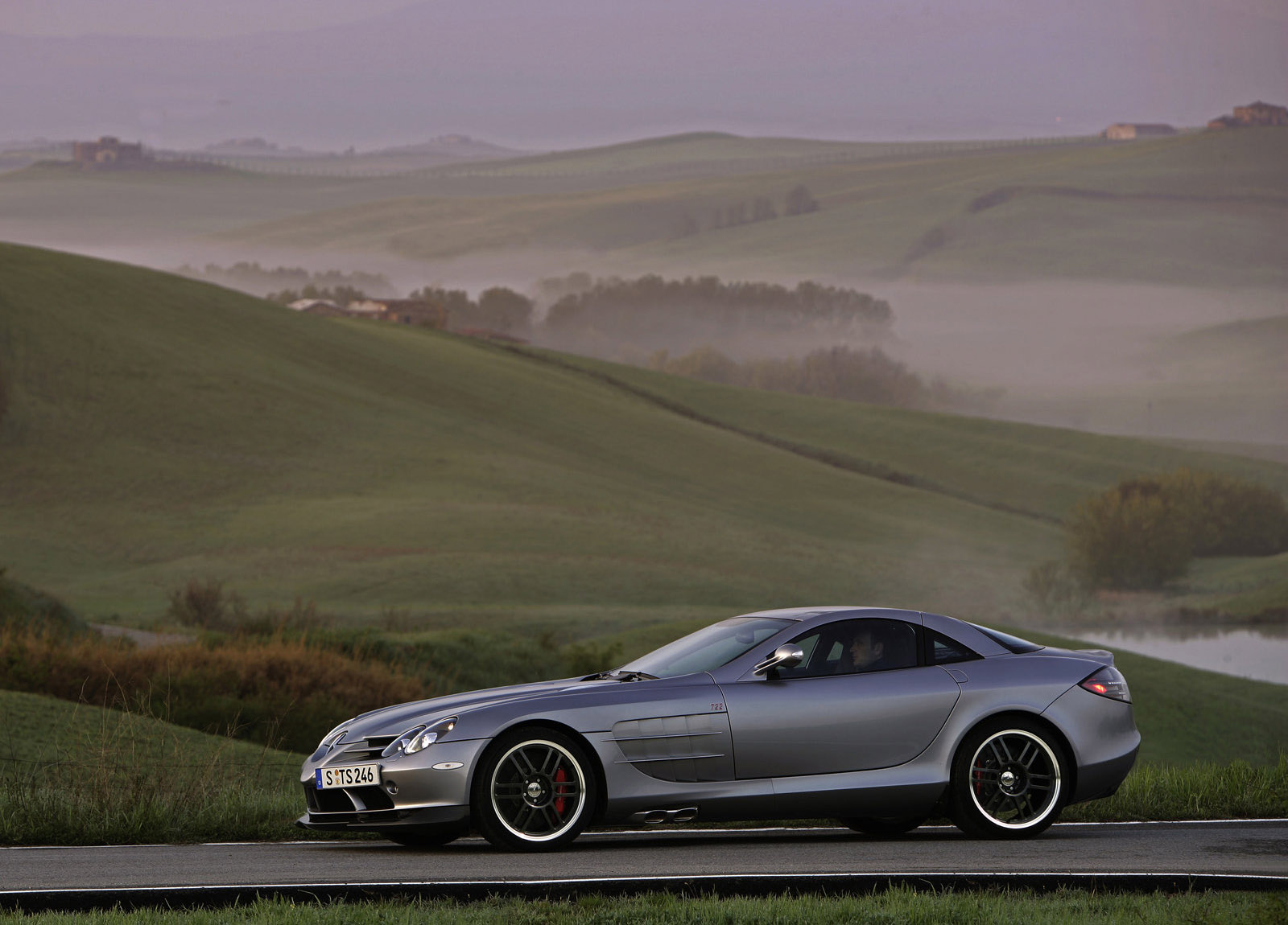Mercedes-Benz SLR 722 Edition photo #33
