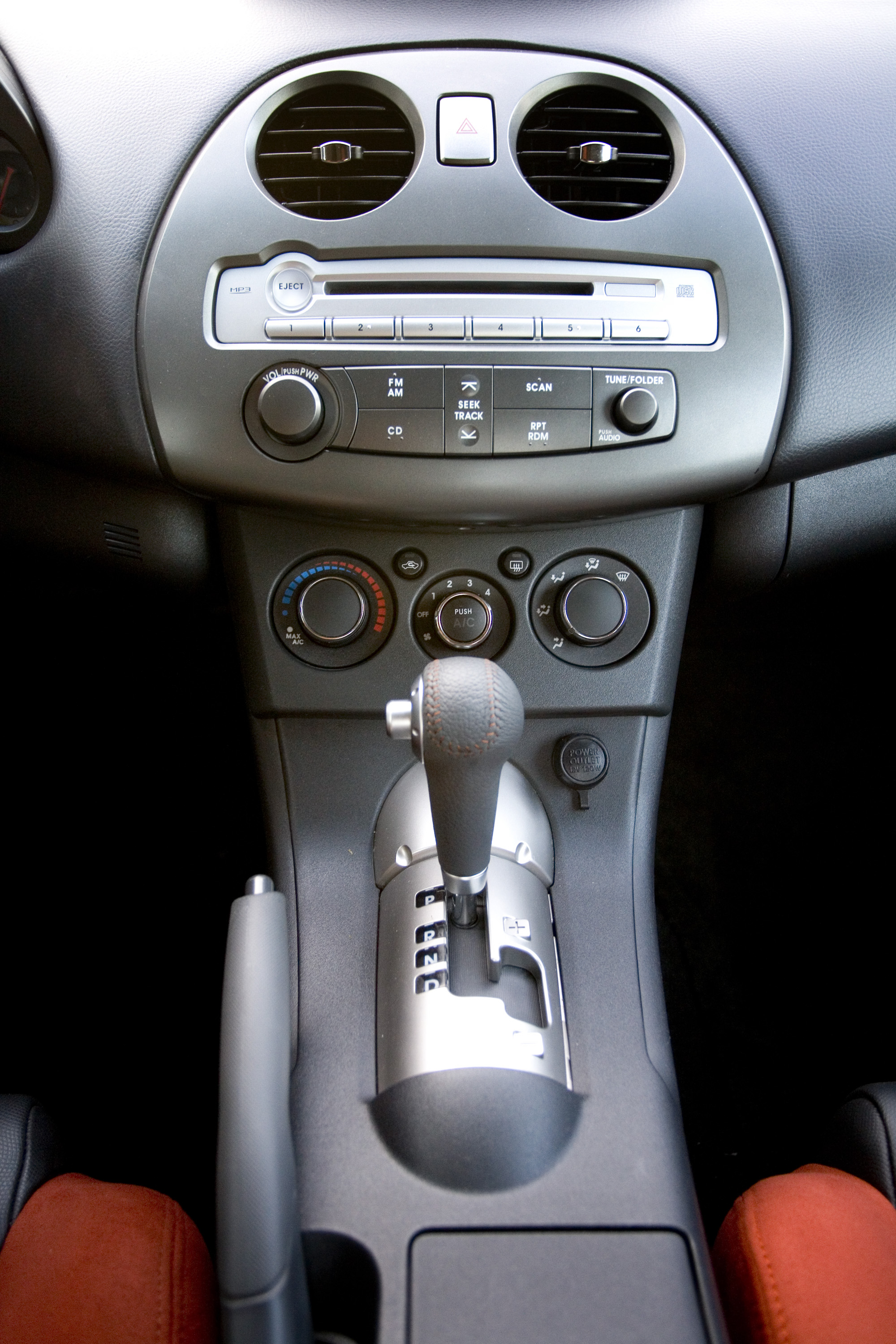 Mitsubishi Eclipse photo #9