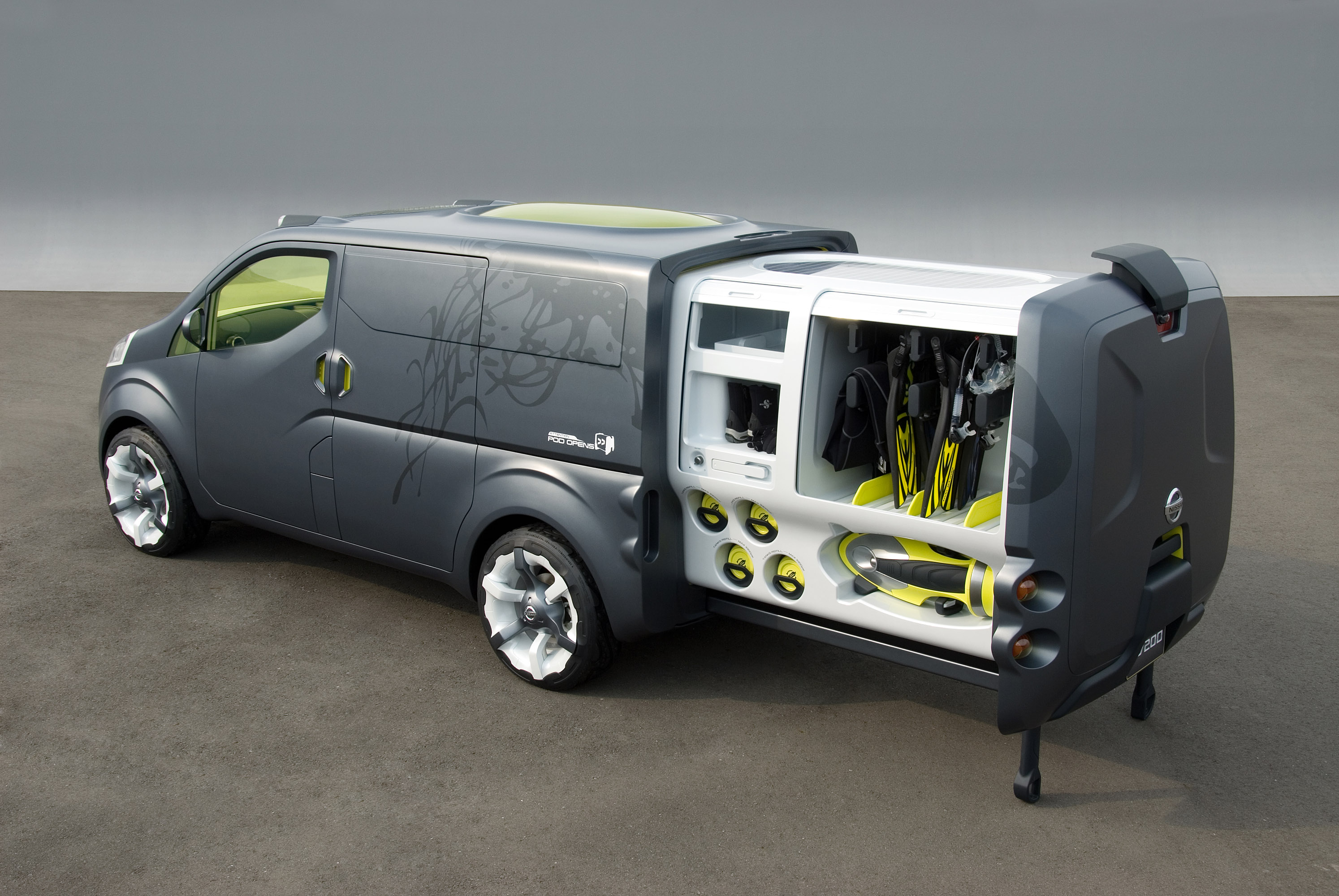 Nissan NV200 Concept photo #16