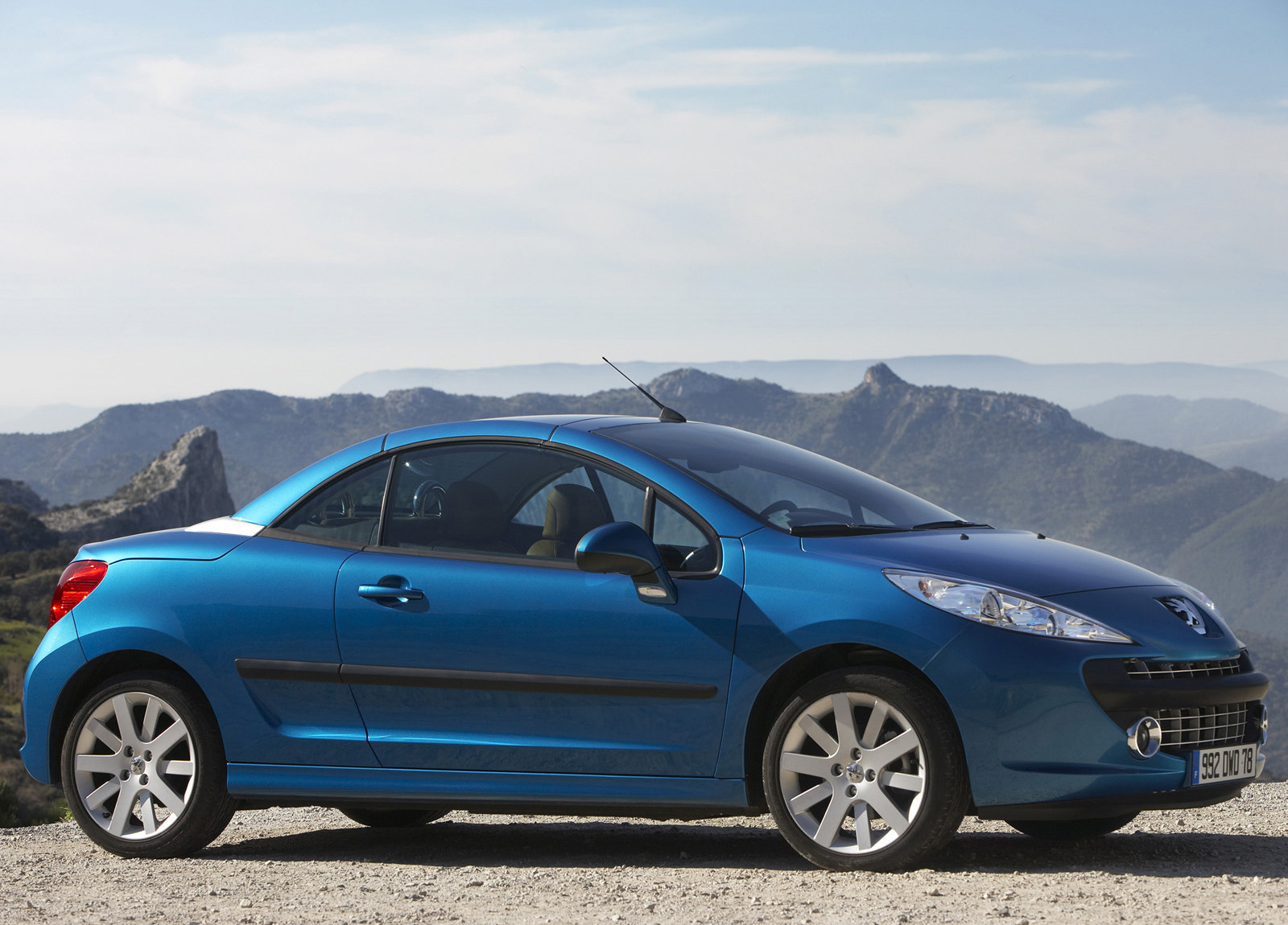 Peugeot 207 CC photo #16