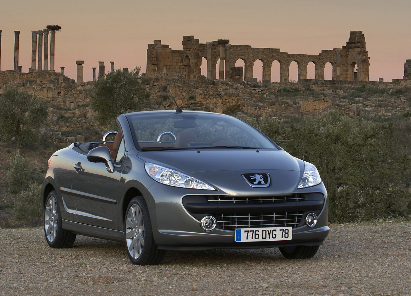 Peugeot 207 CC photo #22