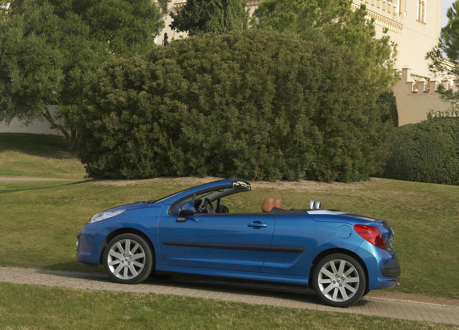 Peugeot 207 CC photo #47
