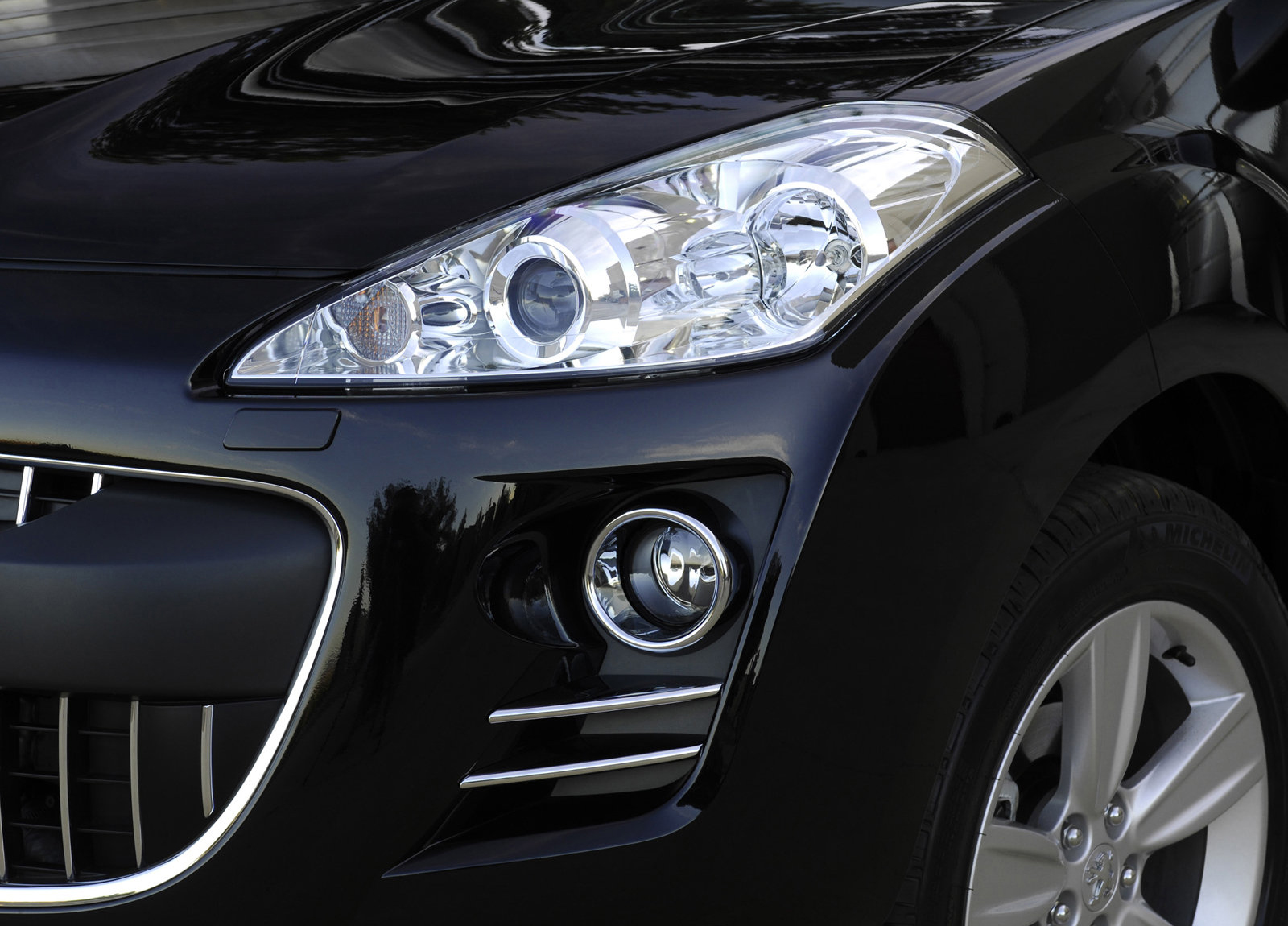 Peugeot 4007 photo #15