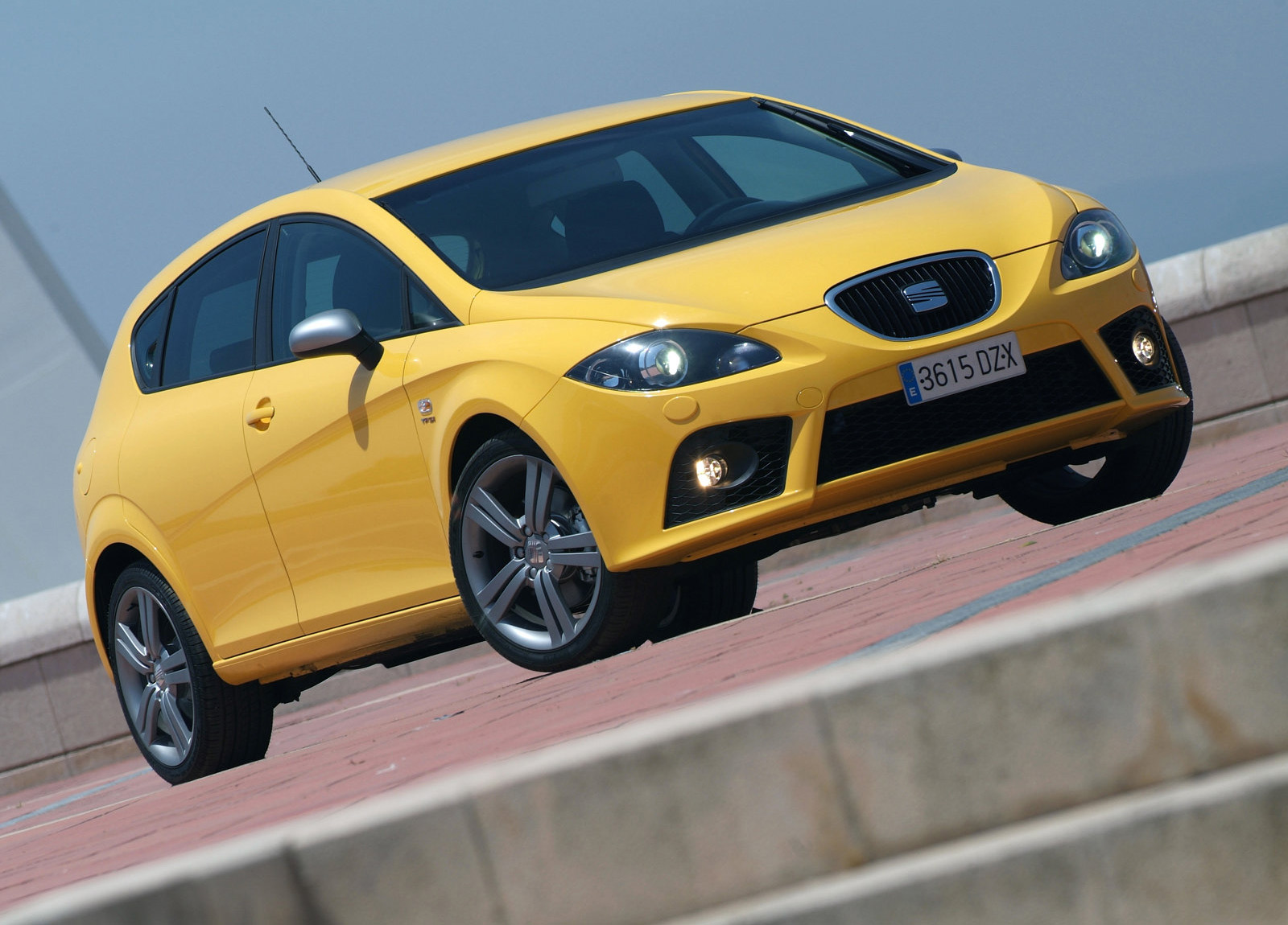 Seat Leon FR photo #4