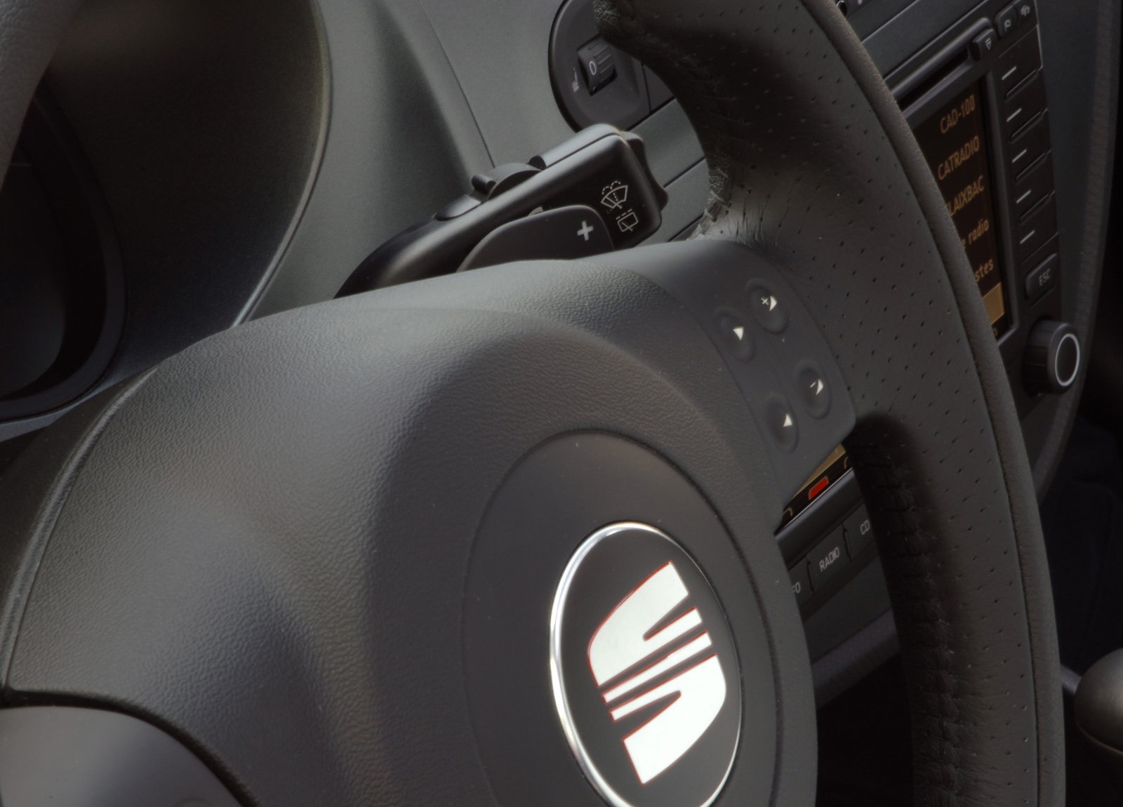 Seat Leon FR photo #50