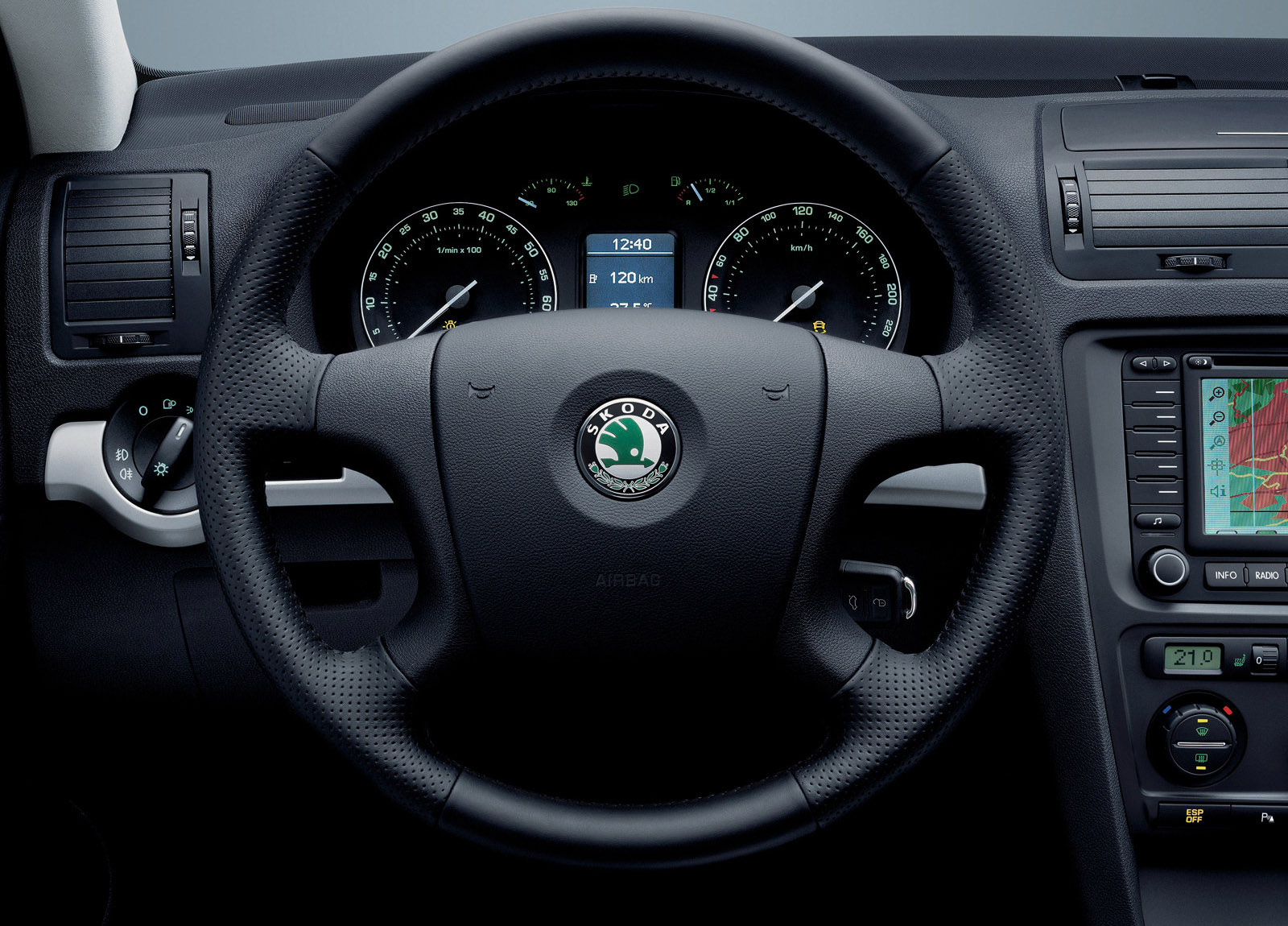 Skoda Octavia Scout photo #9