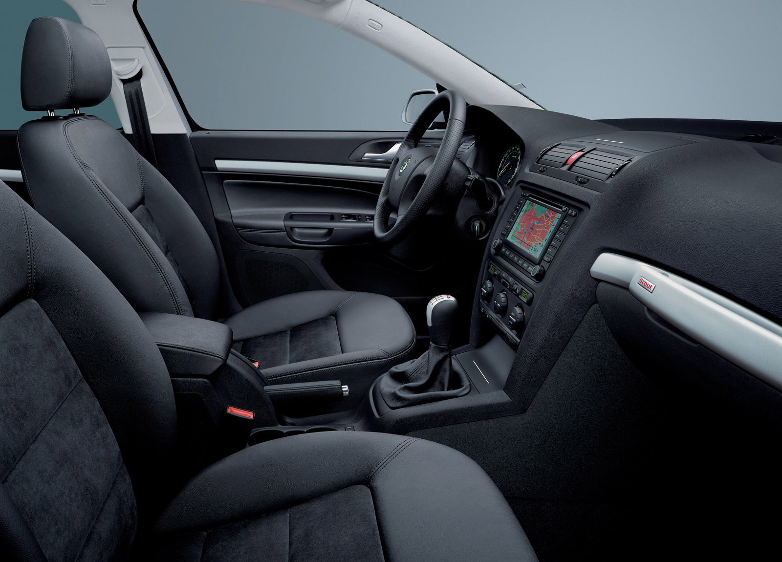 Skoda Octavia Scout photo #11