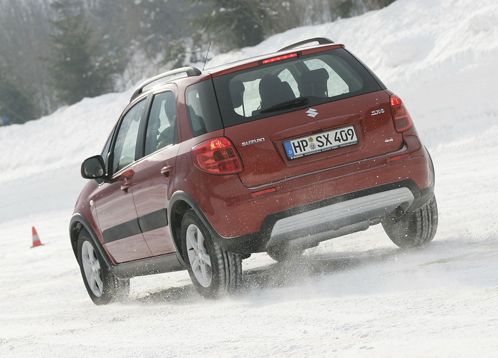 Suzuki SX4 photo #15
