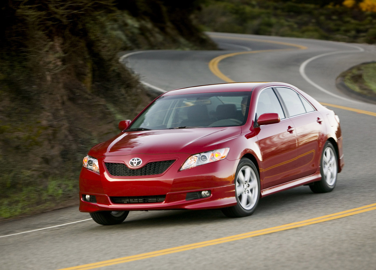 Toyota Camry SE photo #19