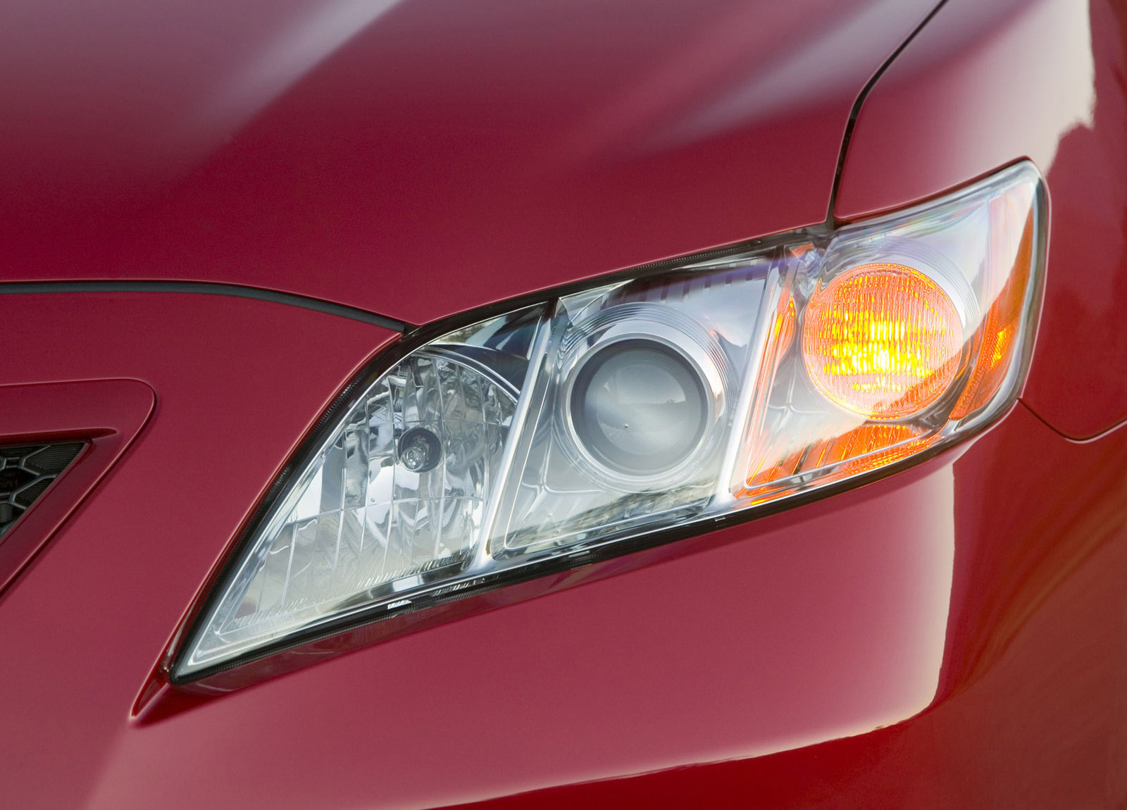Toyota Camry SE photo #34