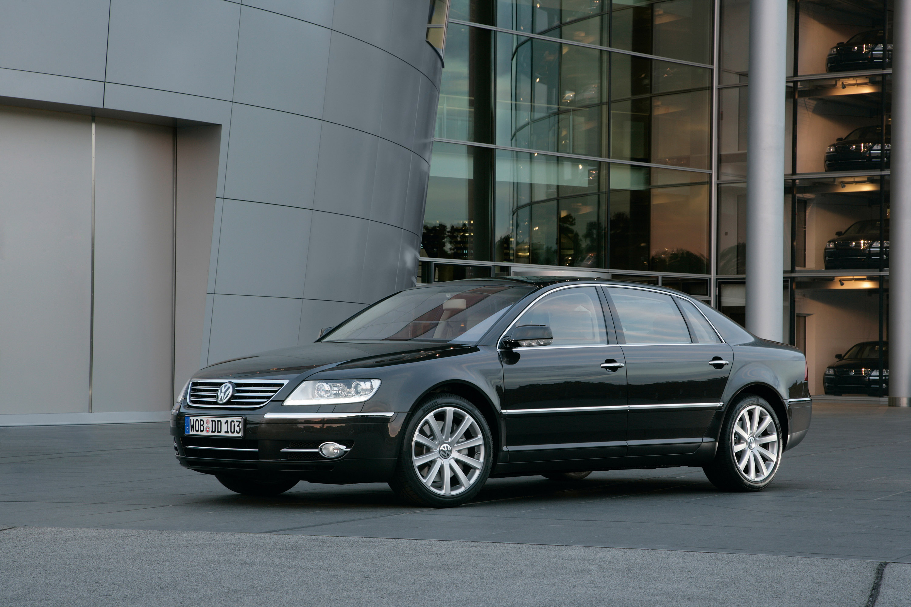 2007 Volkswagen Phaeton HD Pictures