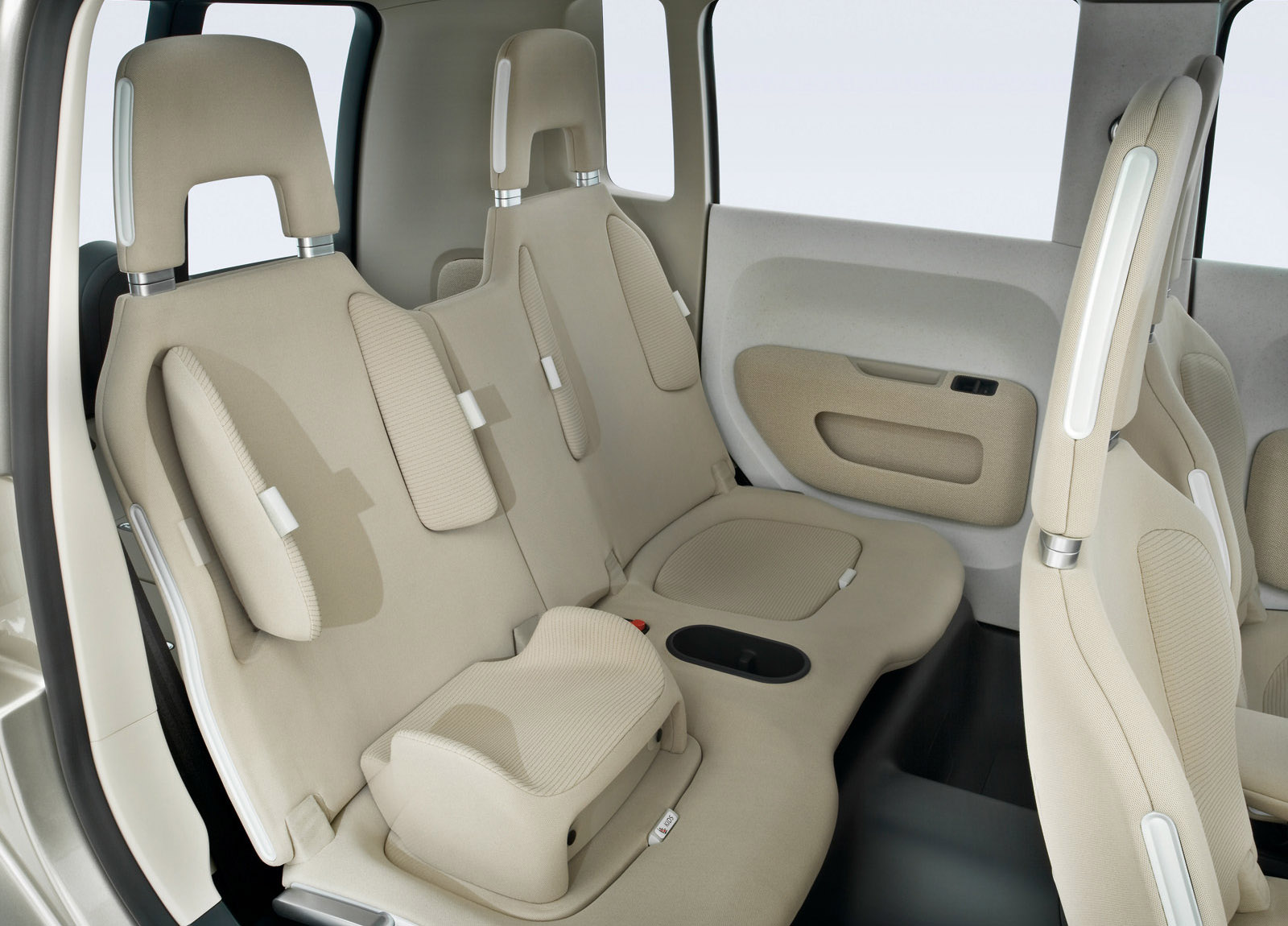 Volkswagen Space Up Blue Concept photo #12