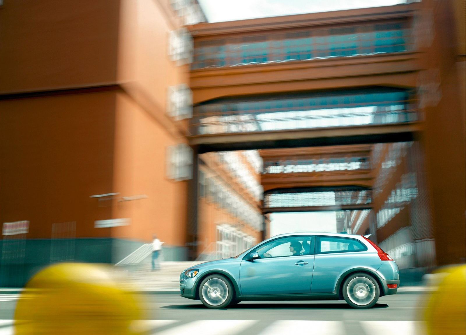 Volvo C30 photo #18