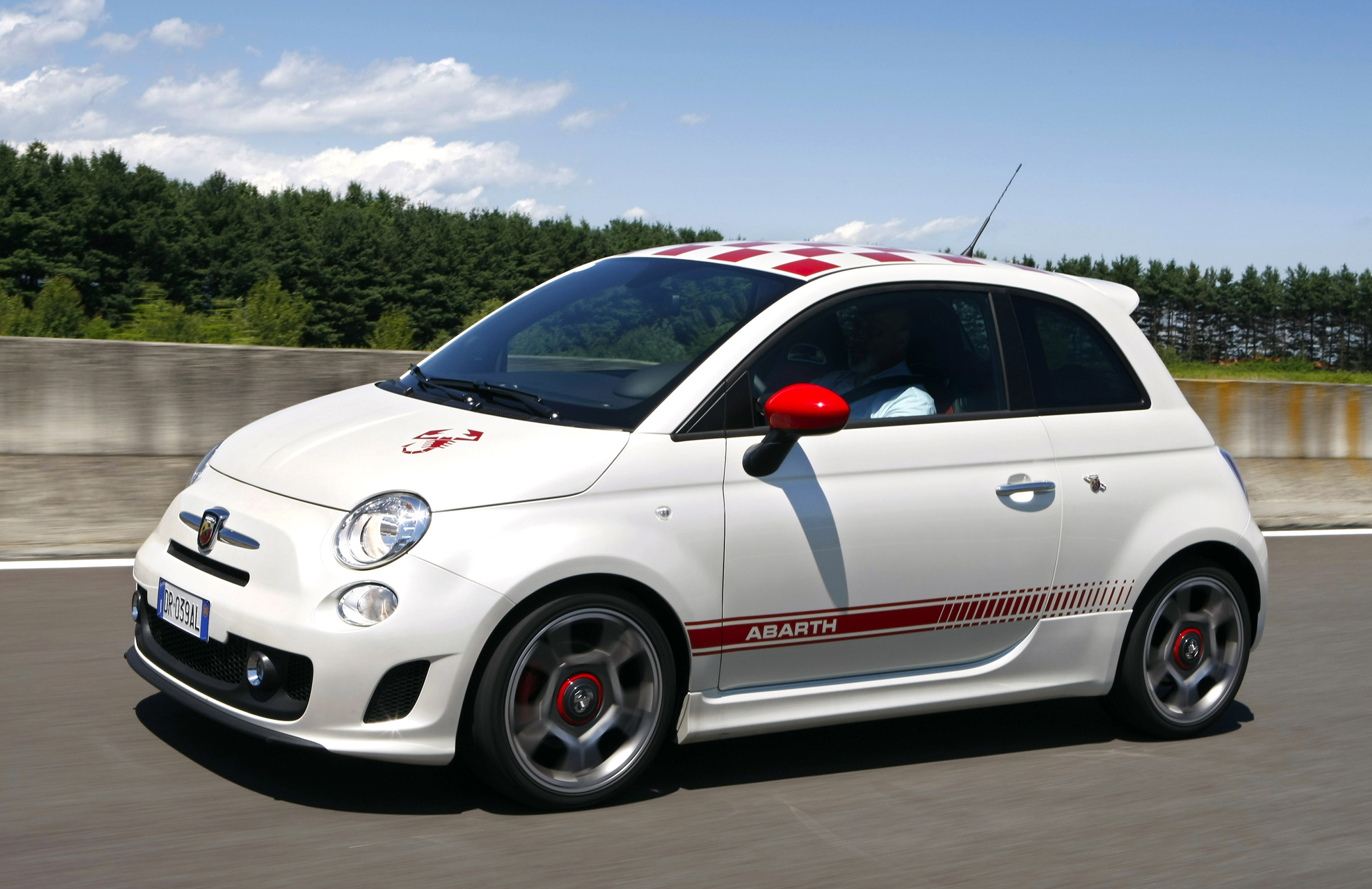 Abarth 500 photo #2