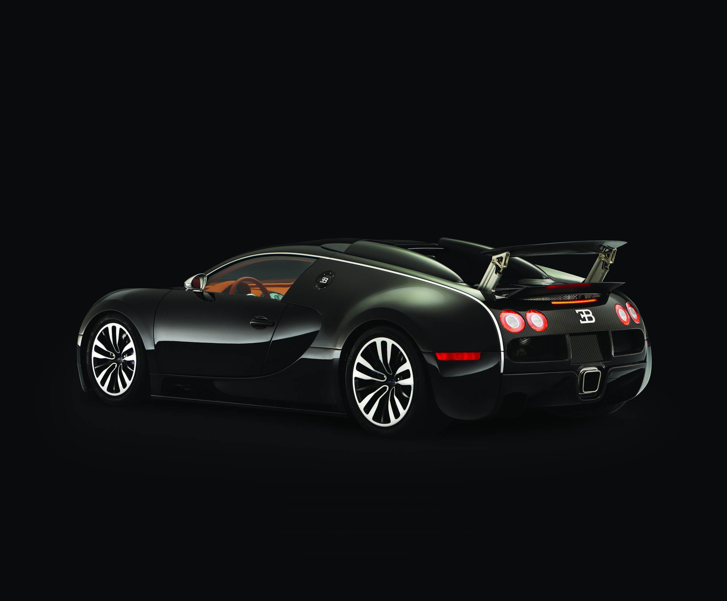 Bugatti EB 16.4 Veyron Sang Noir photo #3