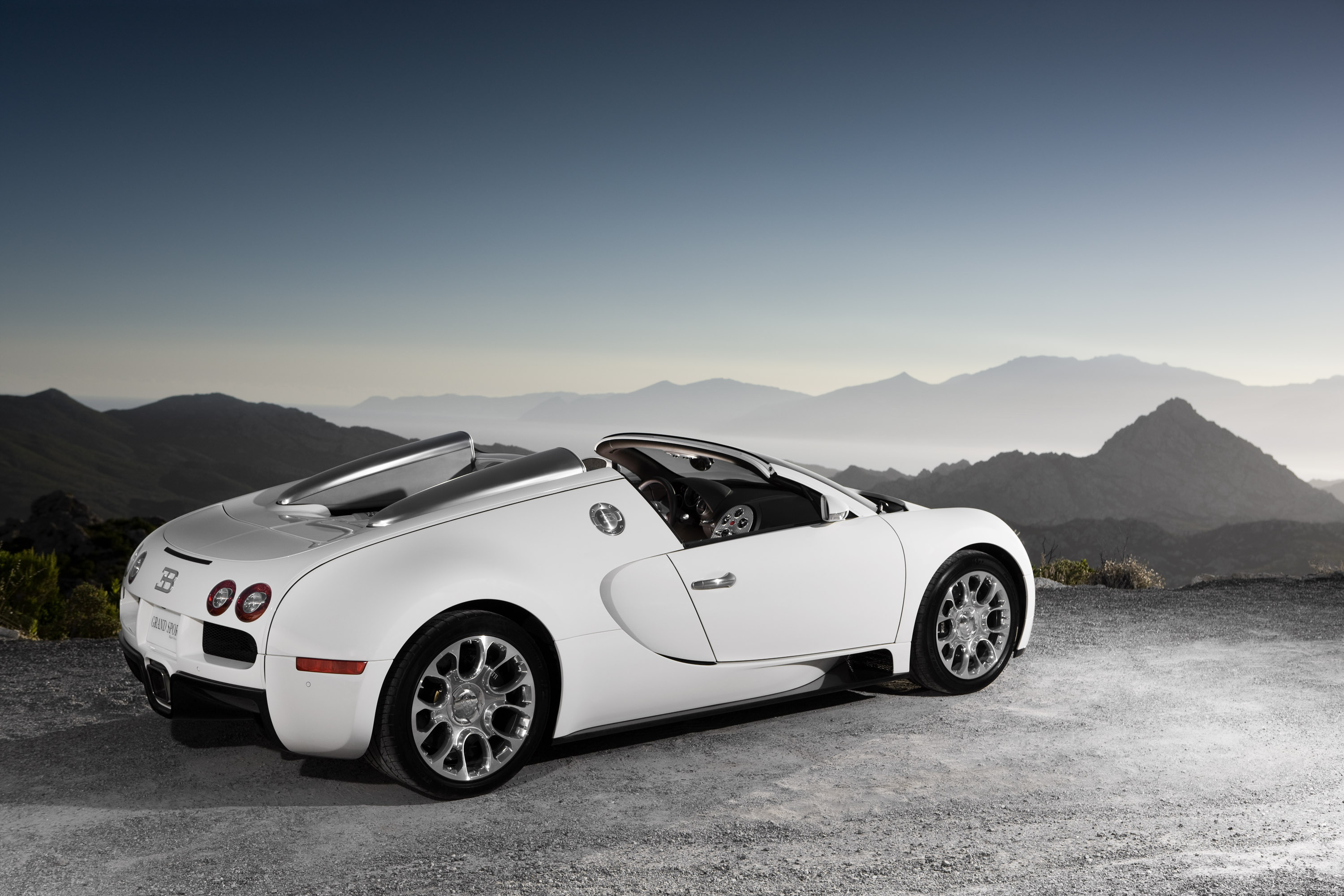Bugatti Veyron 16.4 Grand Sport photo #18