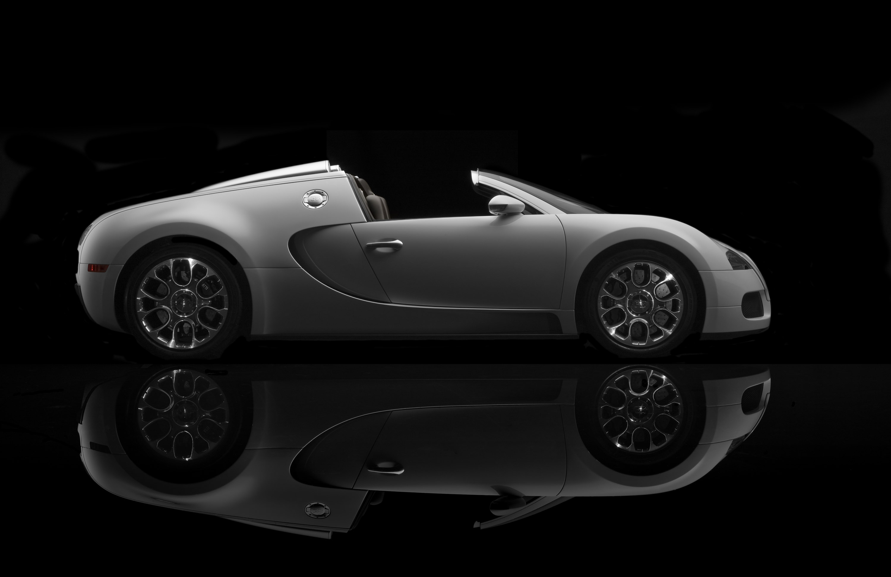Bugatti Veyron 16.4 Grand Sport photo #22
