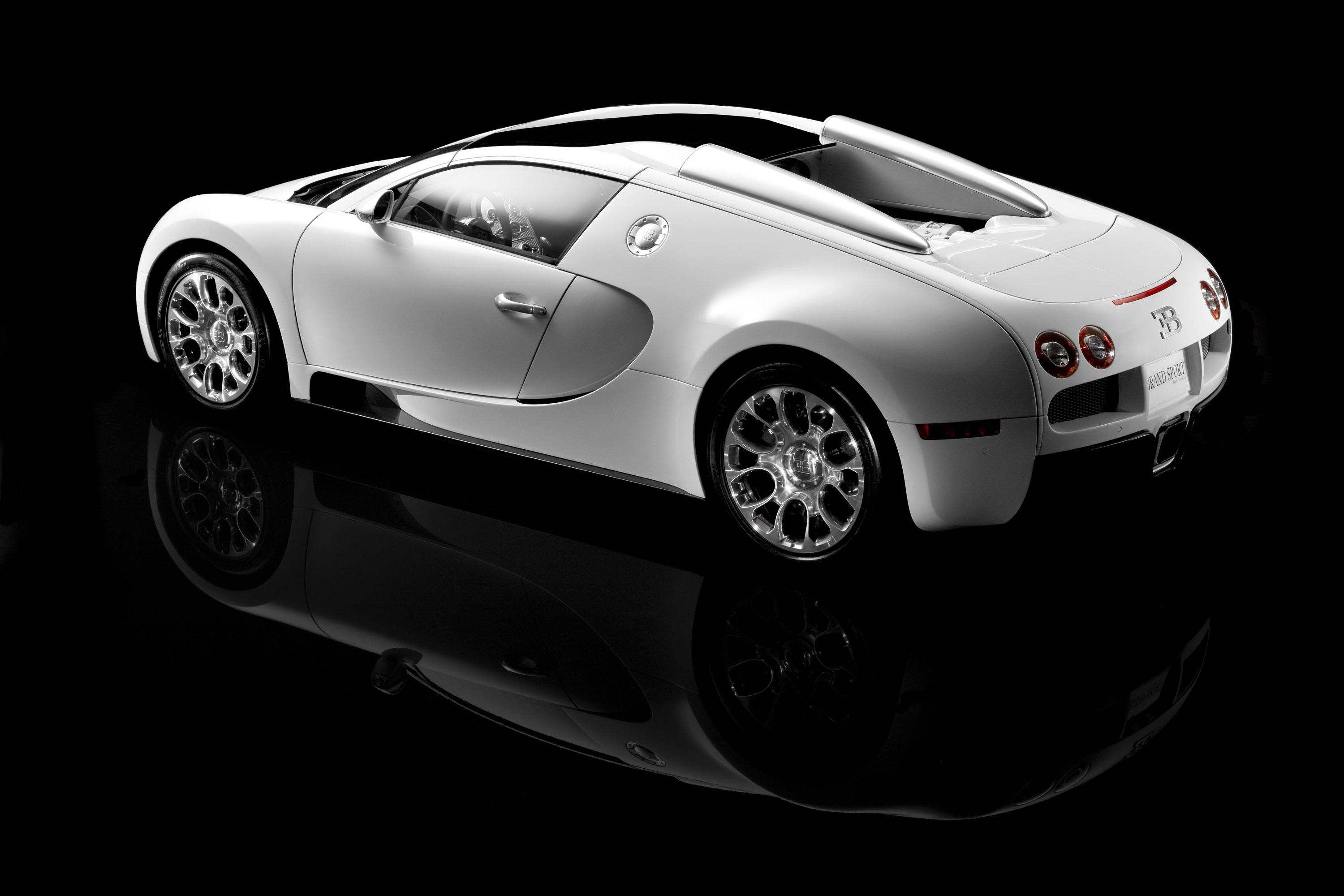 Bugatti Veyron 16.4 Grand Sport photo #24