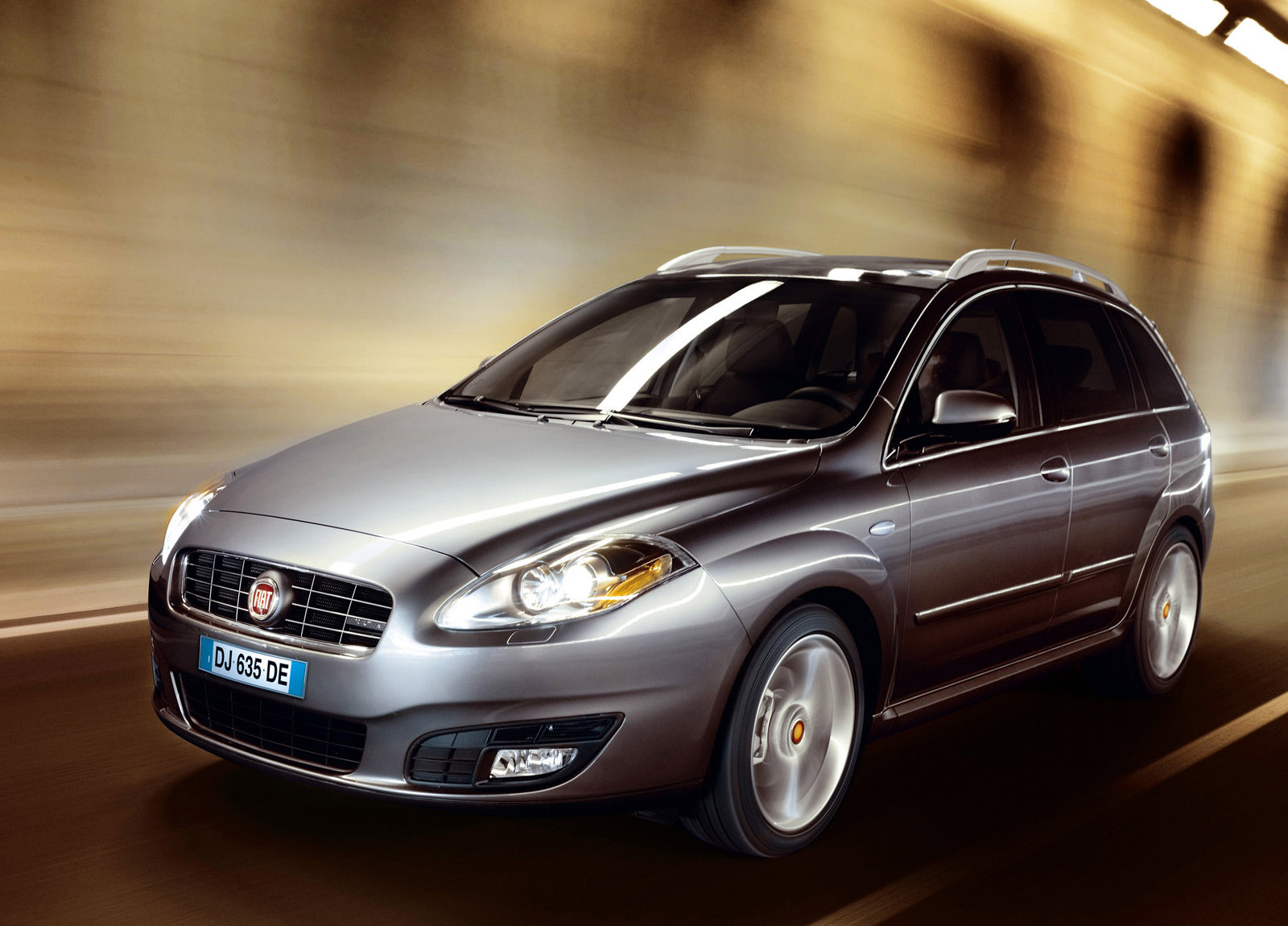2008 Fiat Croma HD Pictures