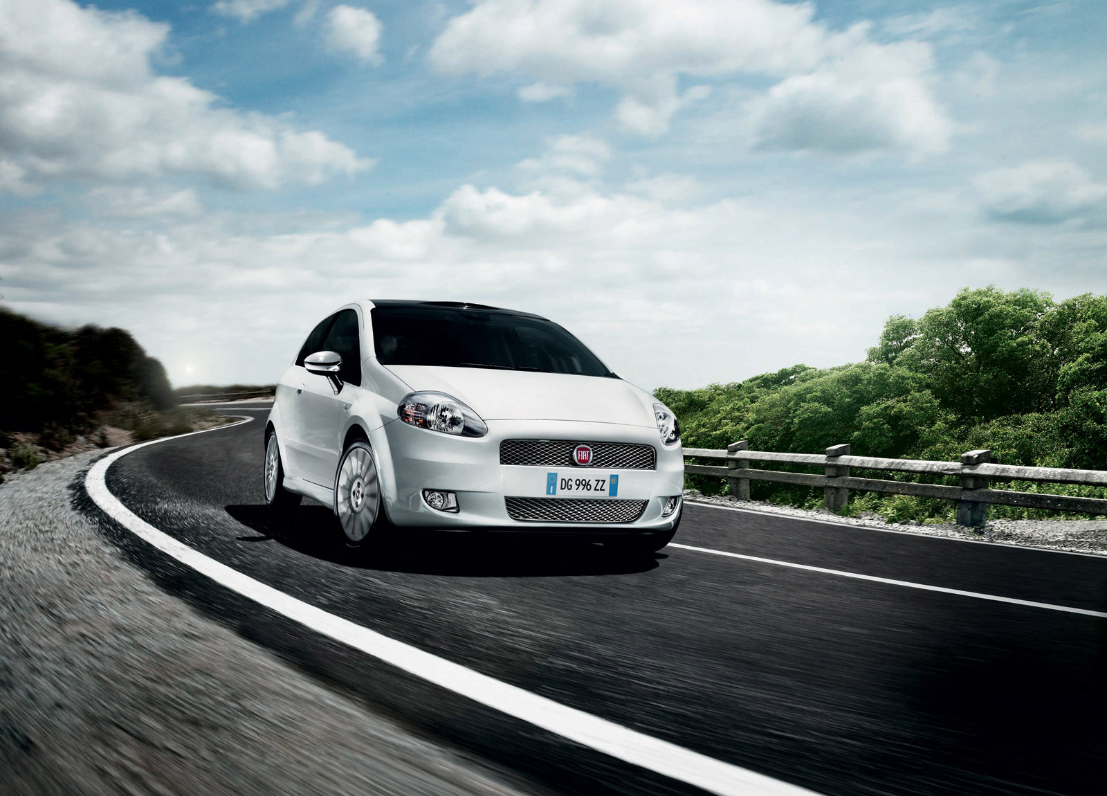 Fiat Grande Punto photo #2