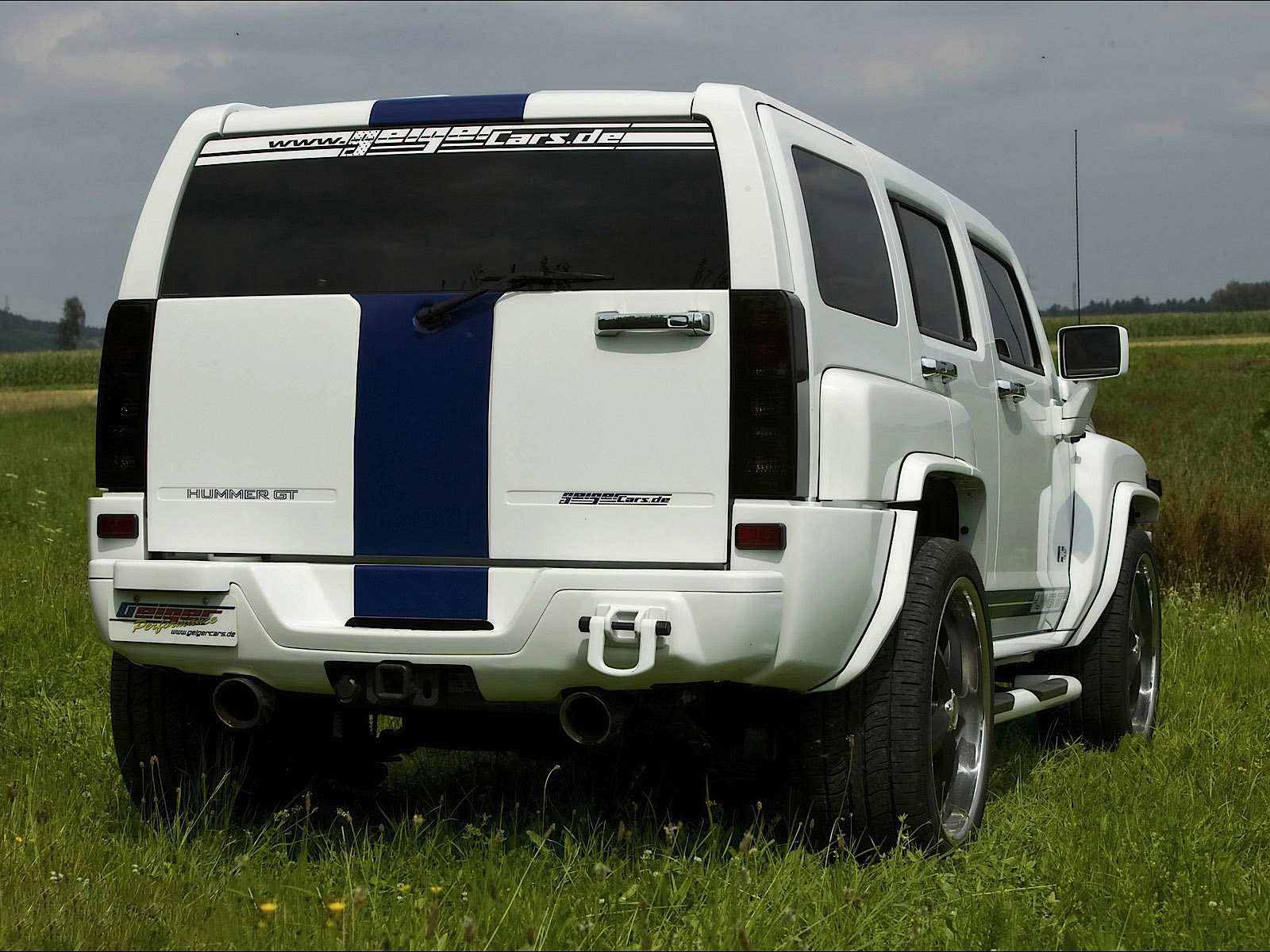 GeigerCars Hummer H3 GT photo #12