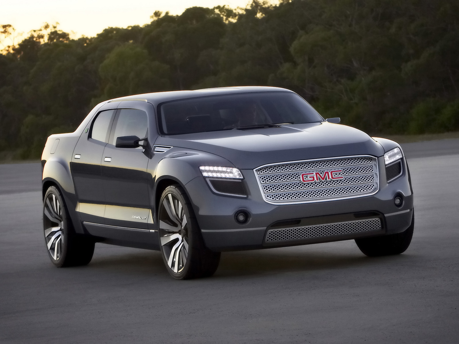 GMC Denali XT Concept photo #1