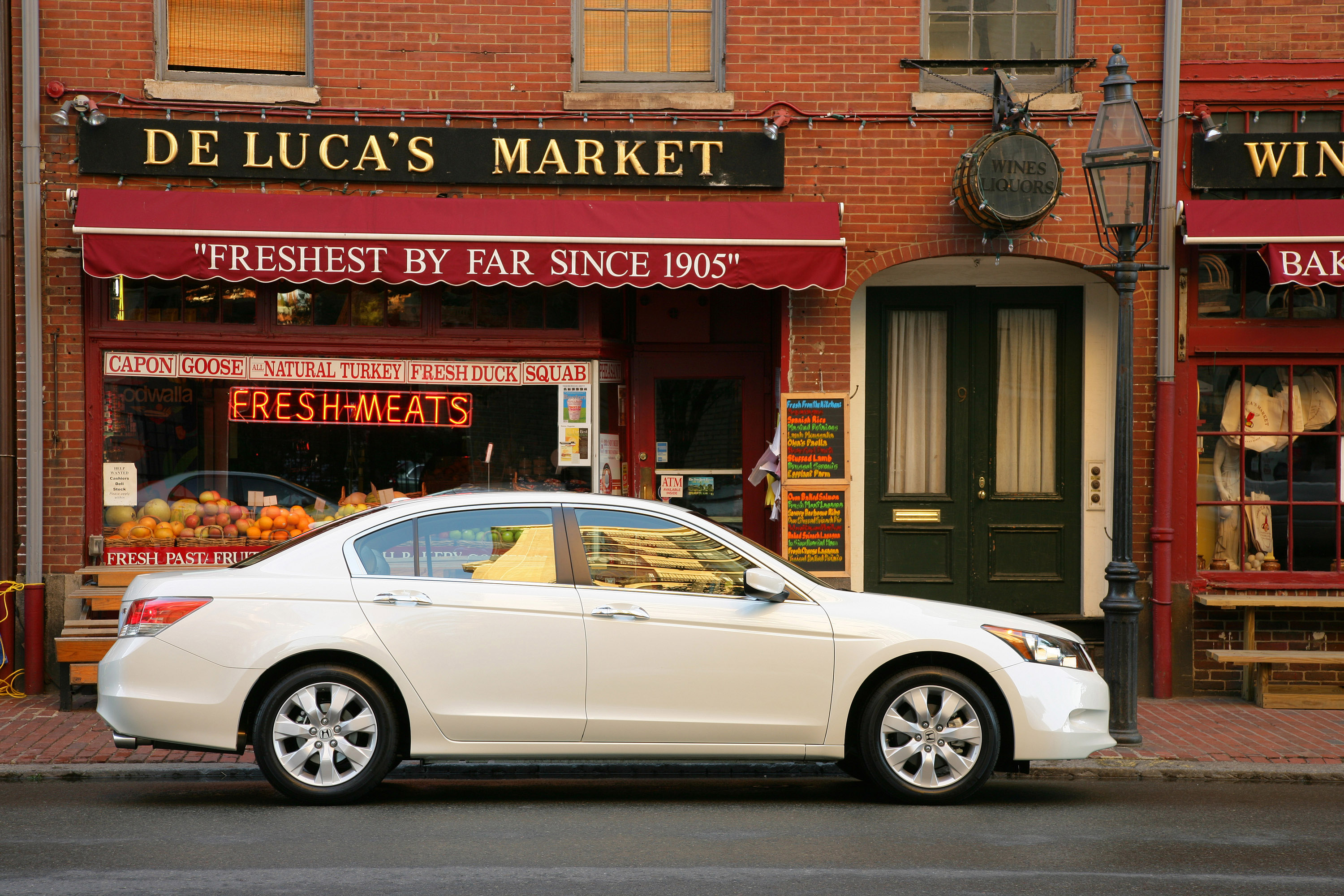 Honda Accord EX-L V6 Sedan photo #21