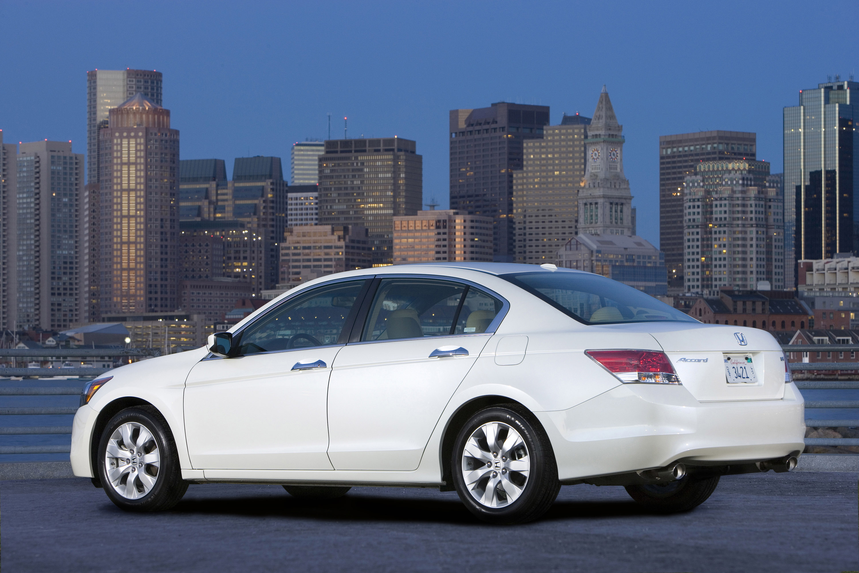 Honda Accord EX-L V6 Sedan photo #38