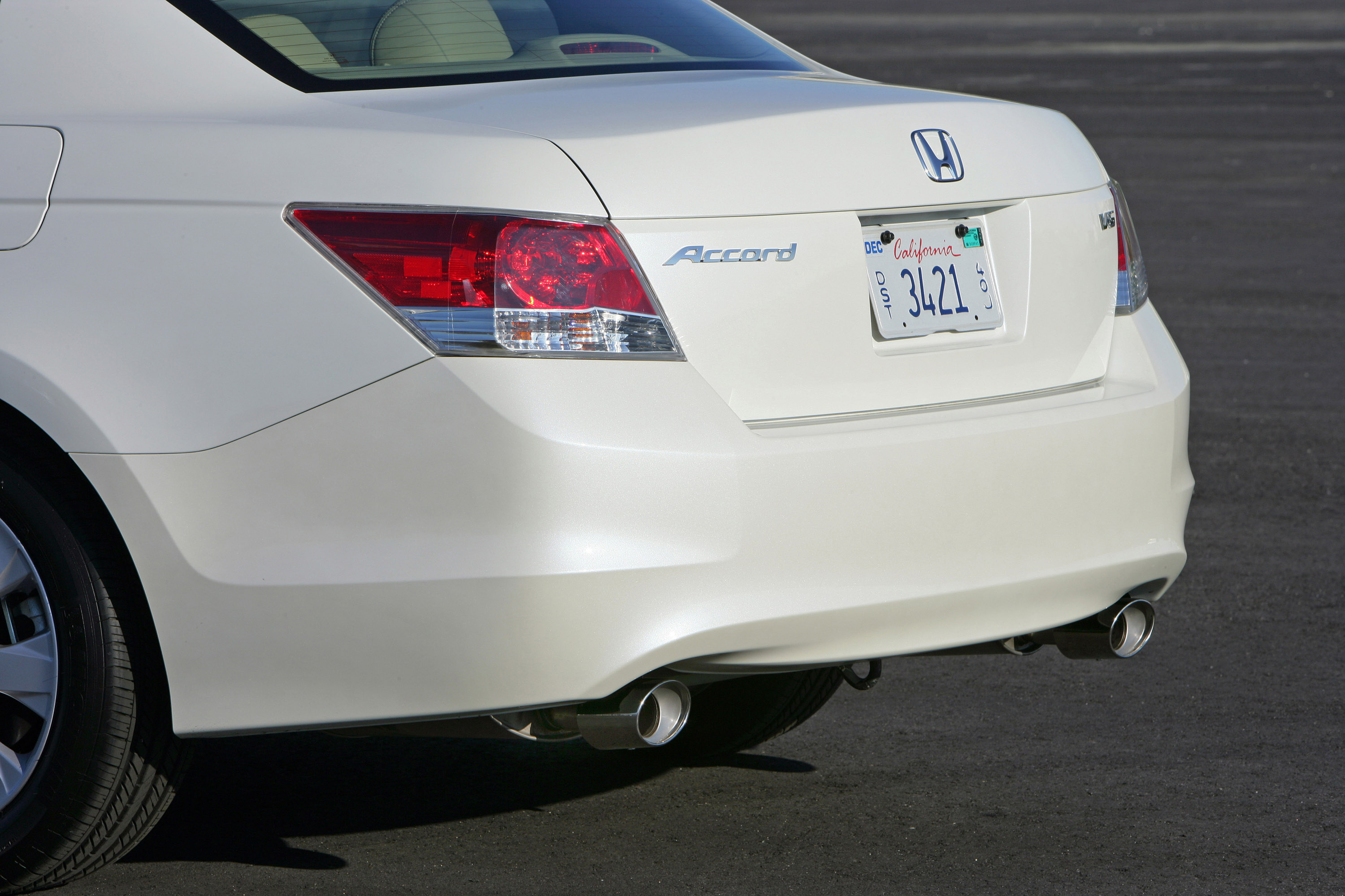 Honda Accord EX-L V6 Sedan photo #44