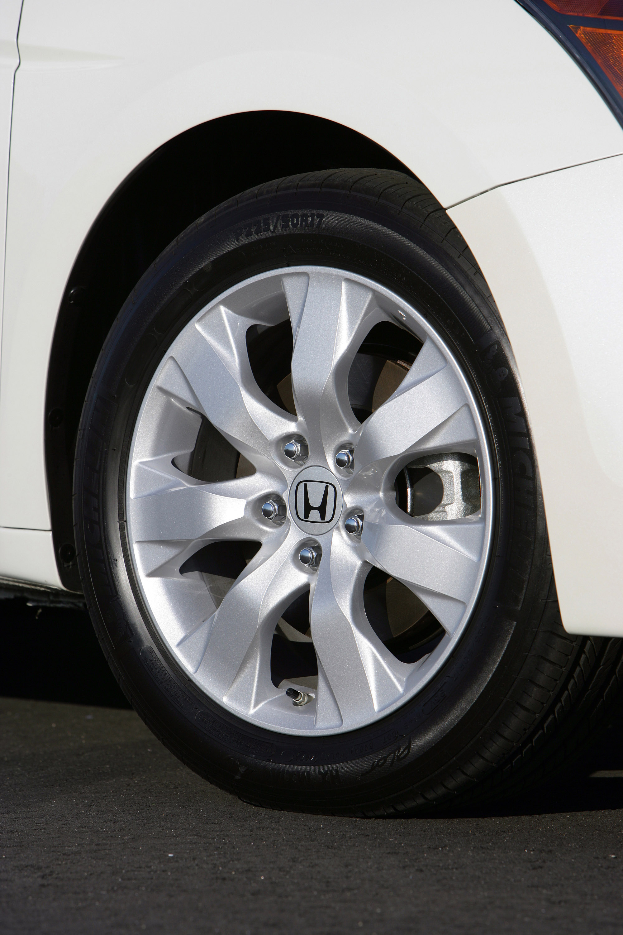 Honda Accord EX-L V6 Sedan photo #49