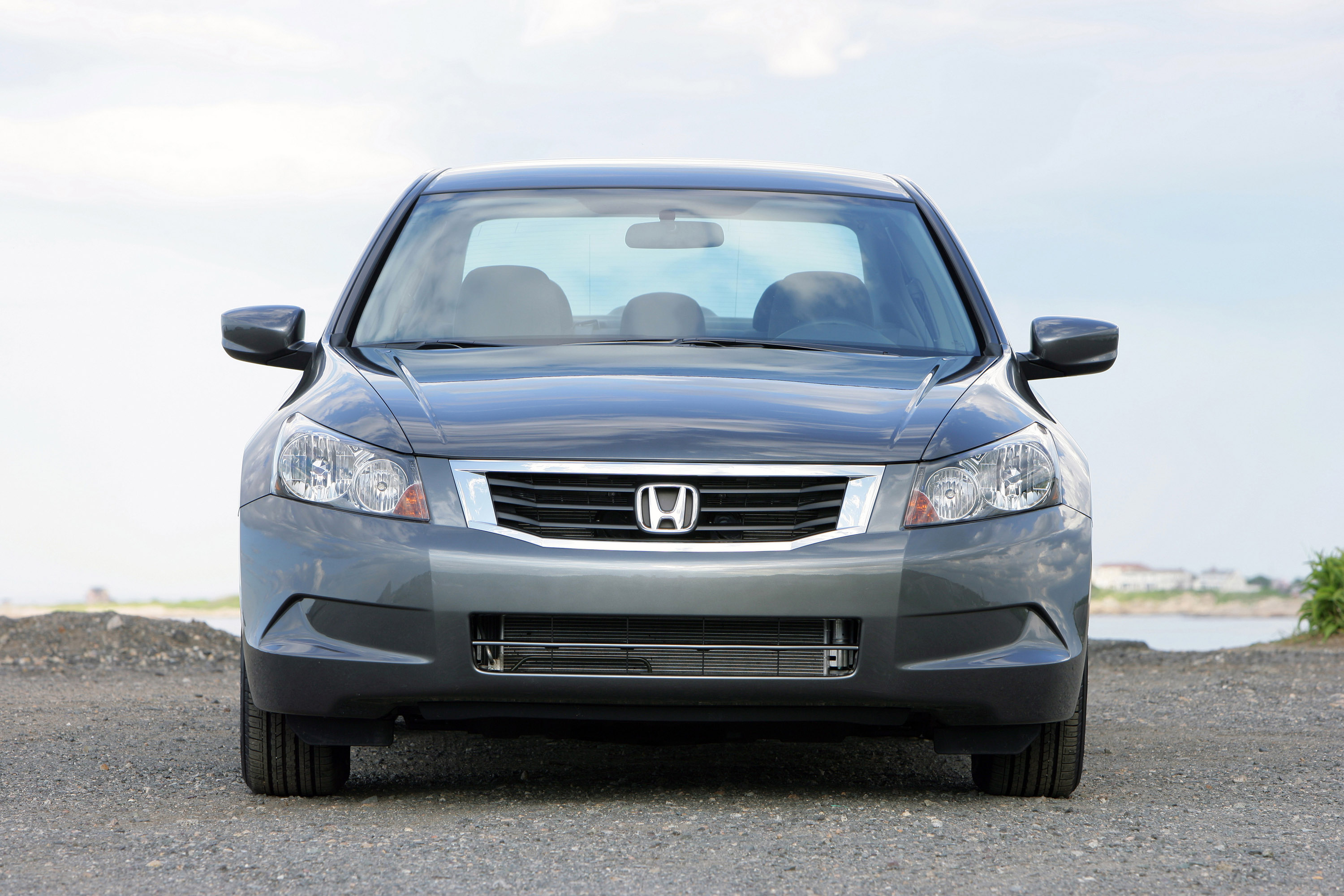 Honda Accord LX-P Sedan photo #2