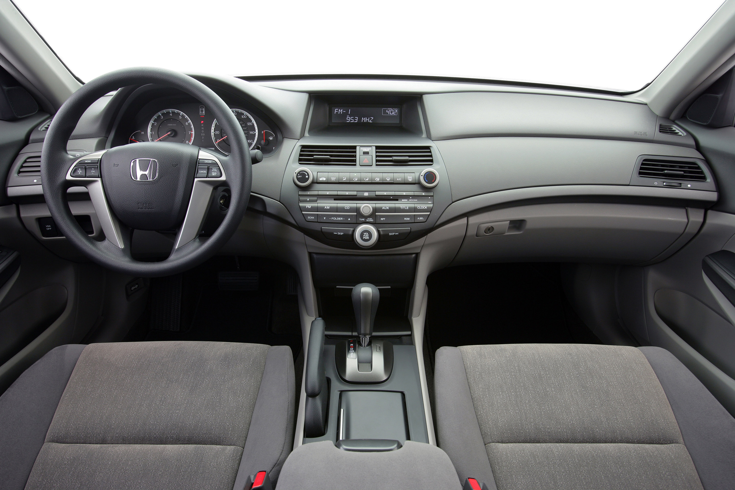 Honda Accord LX-P Sedan photo #8