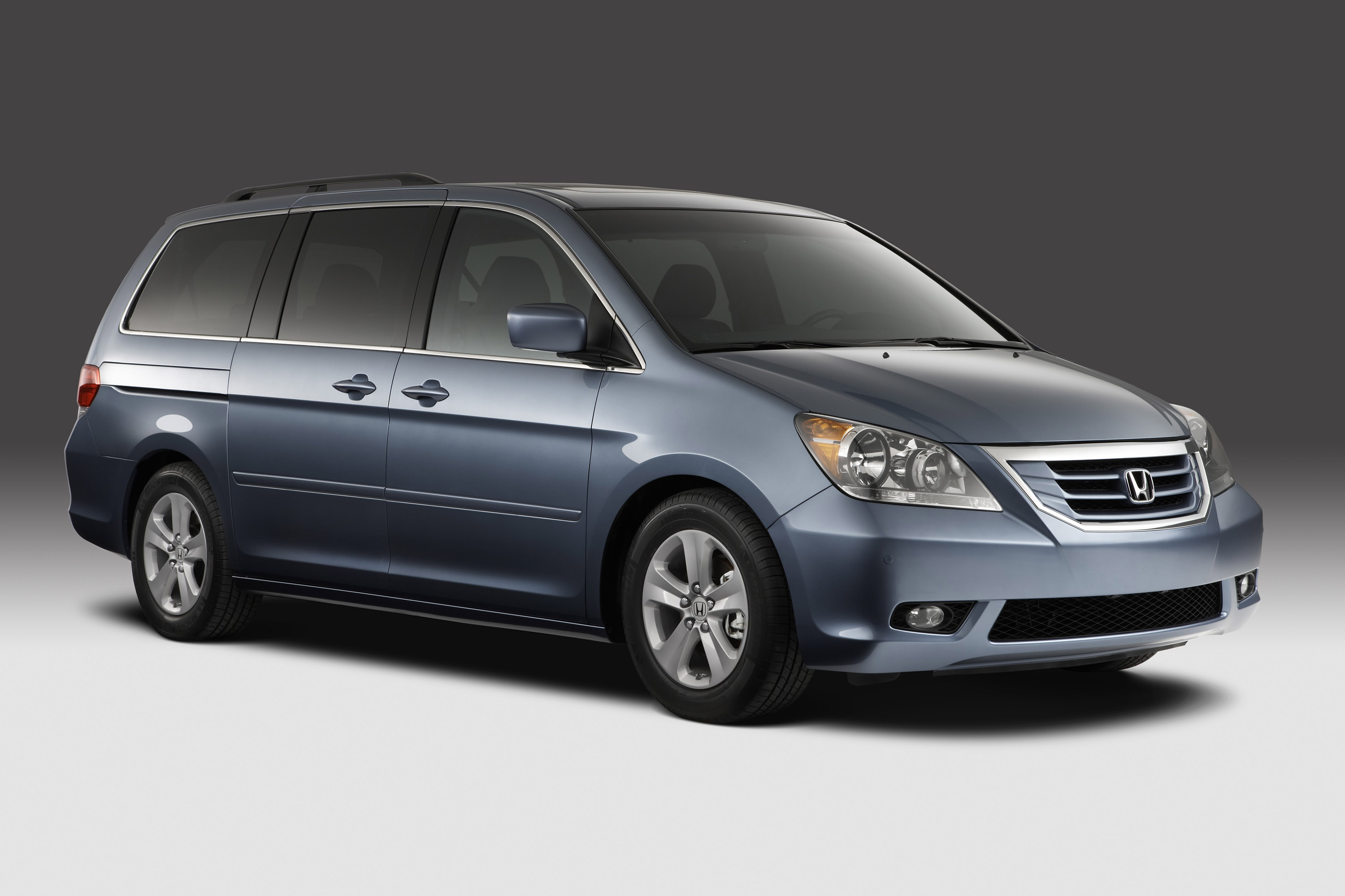 Honda Odyssey photo #2