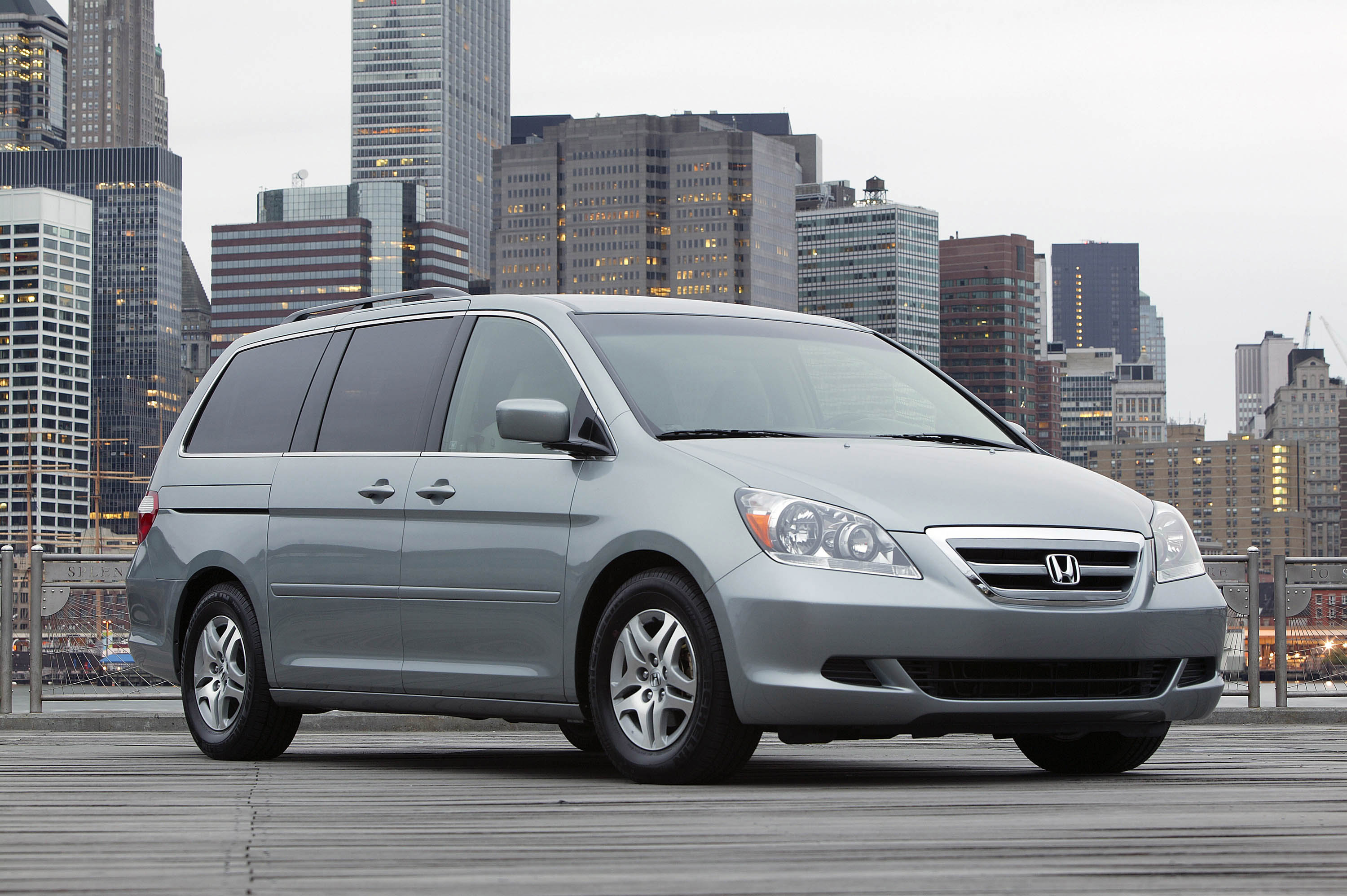 Honda Odyssey photo #3