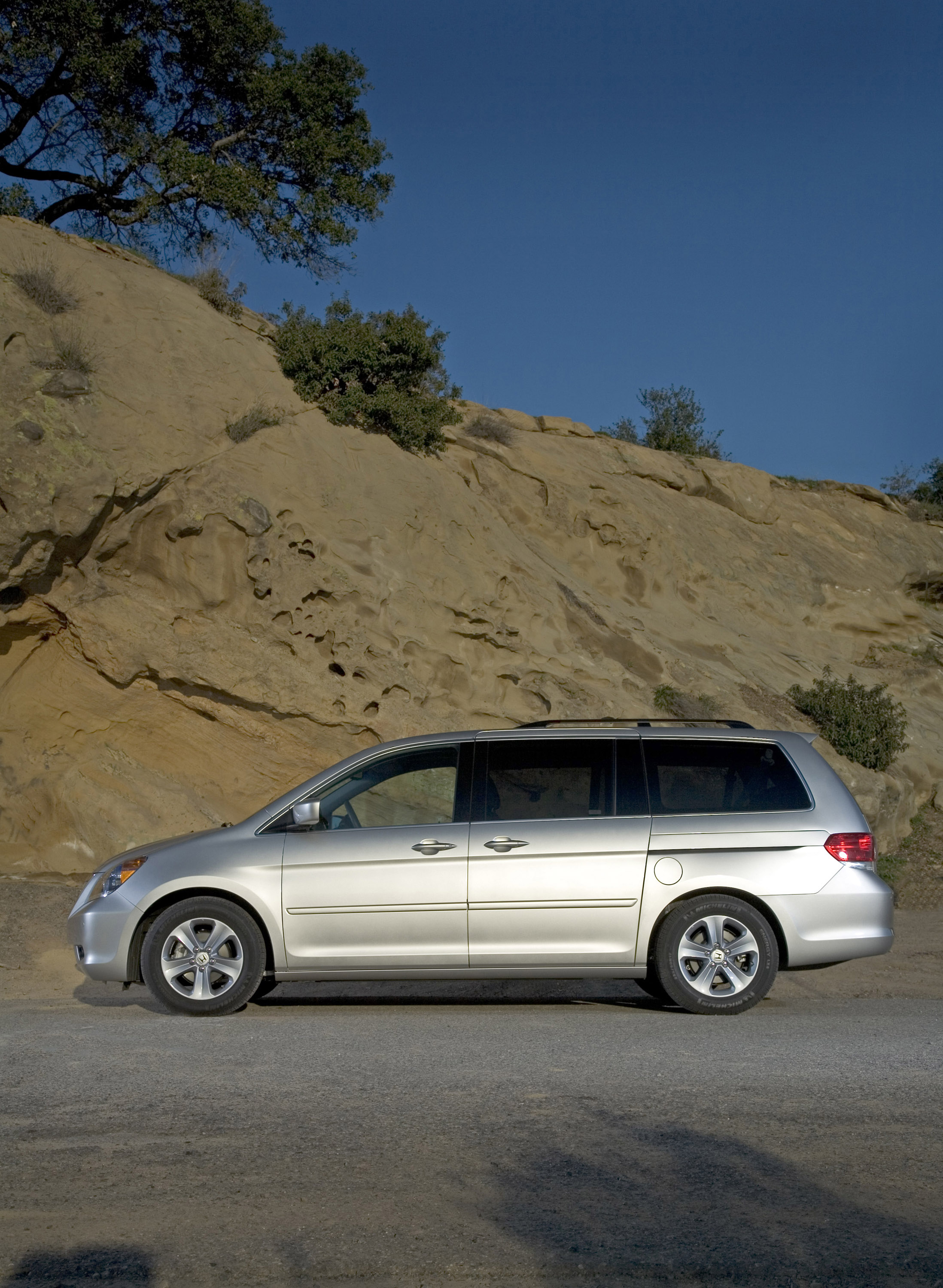 Honda Odyssey photo #16