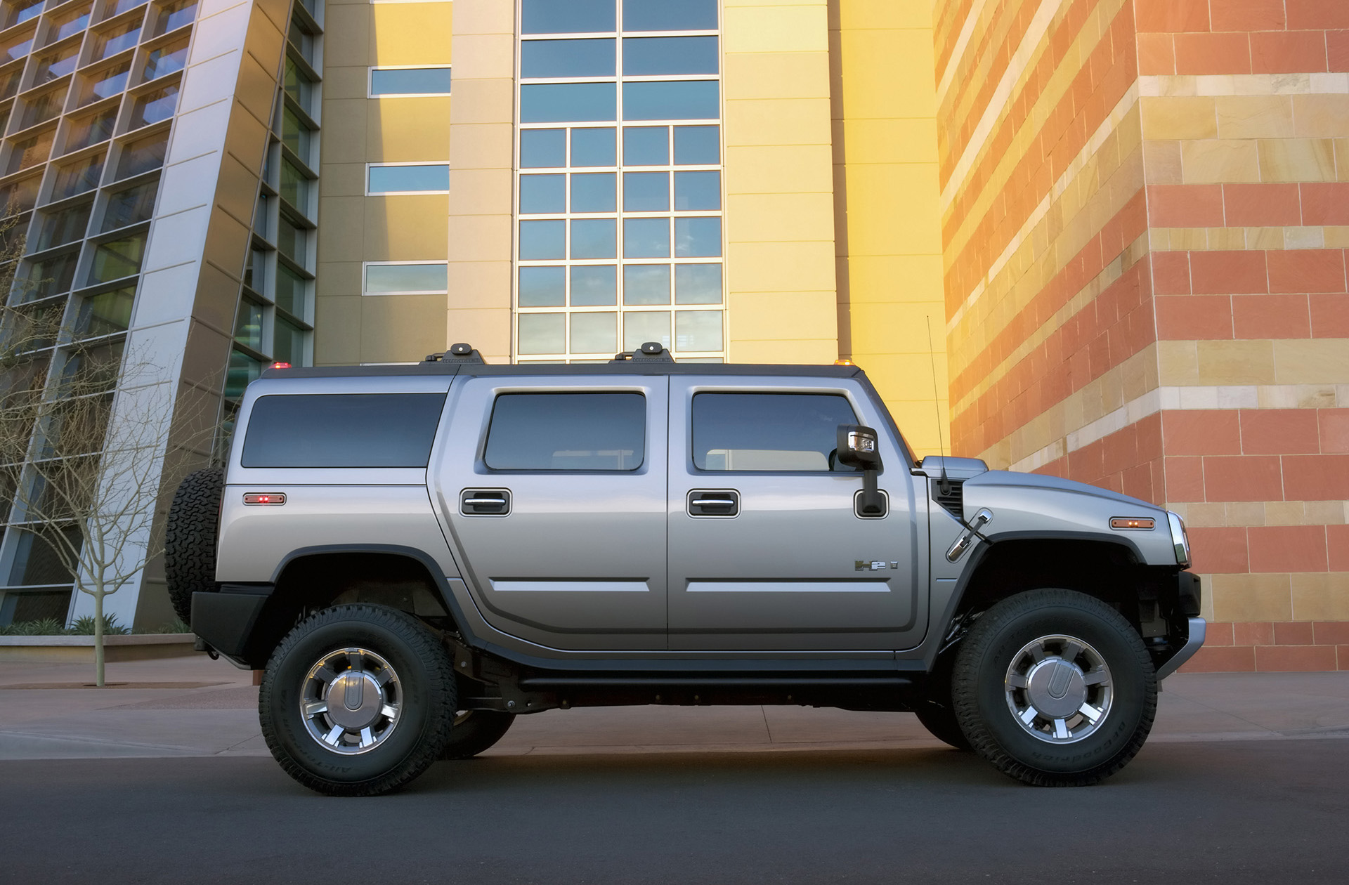 Hummer H2 photo #5