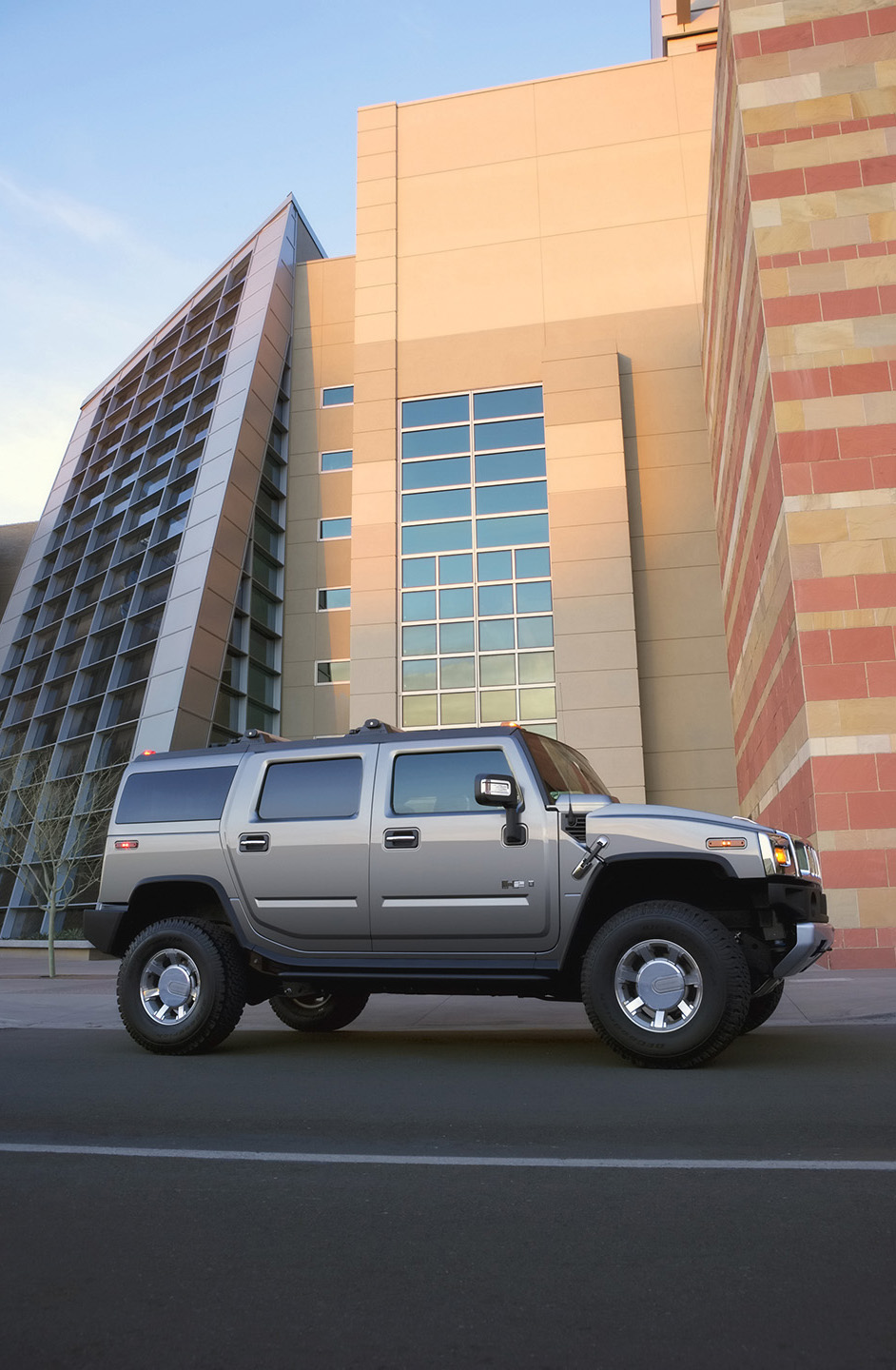 Hummer H2 photo #6
