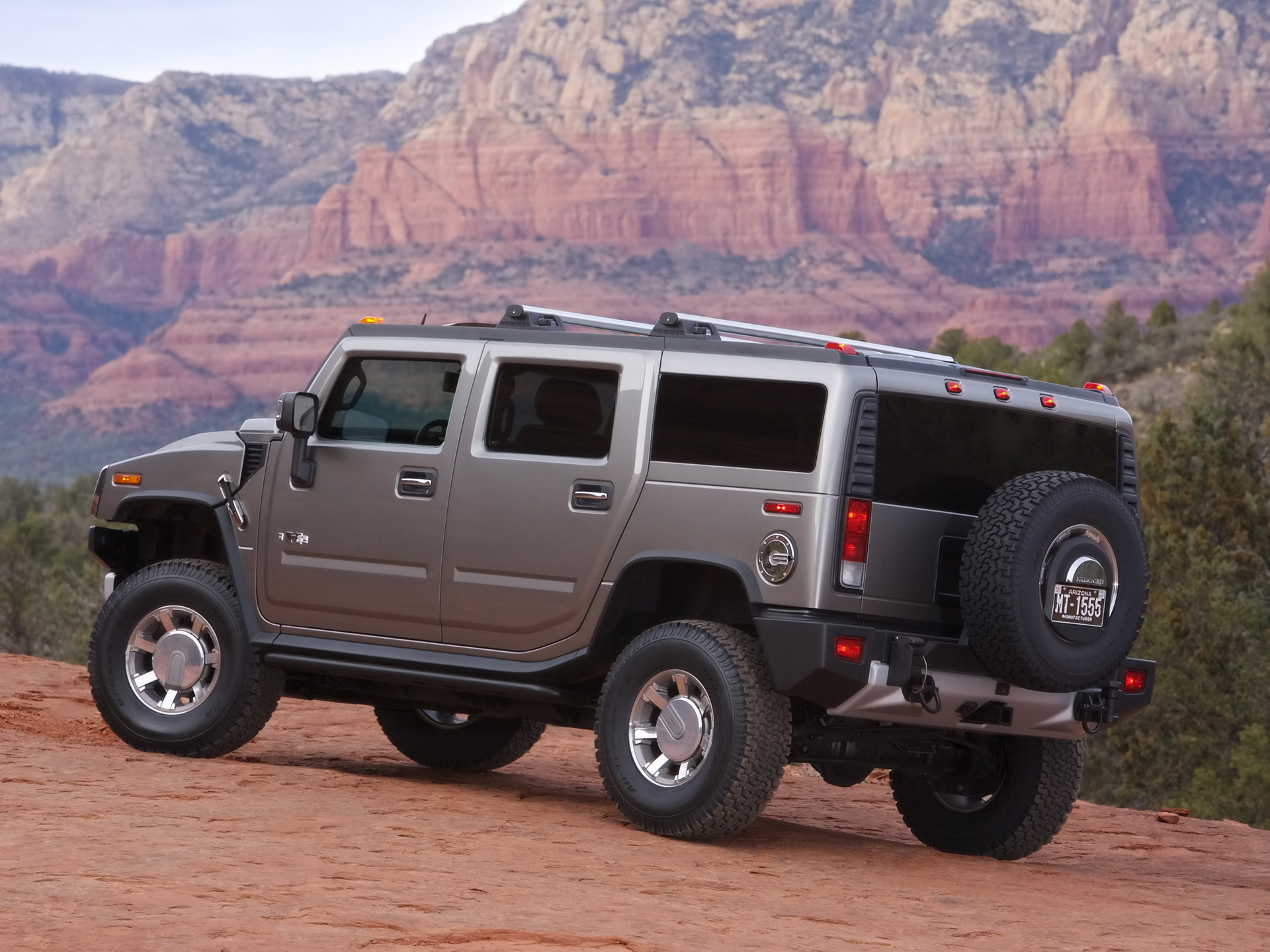Hummer H2 photo #7