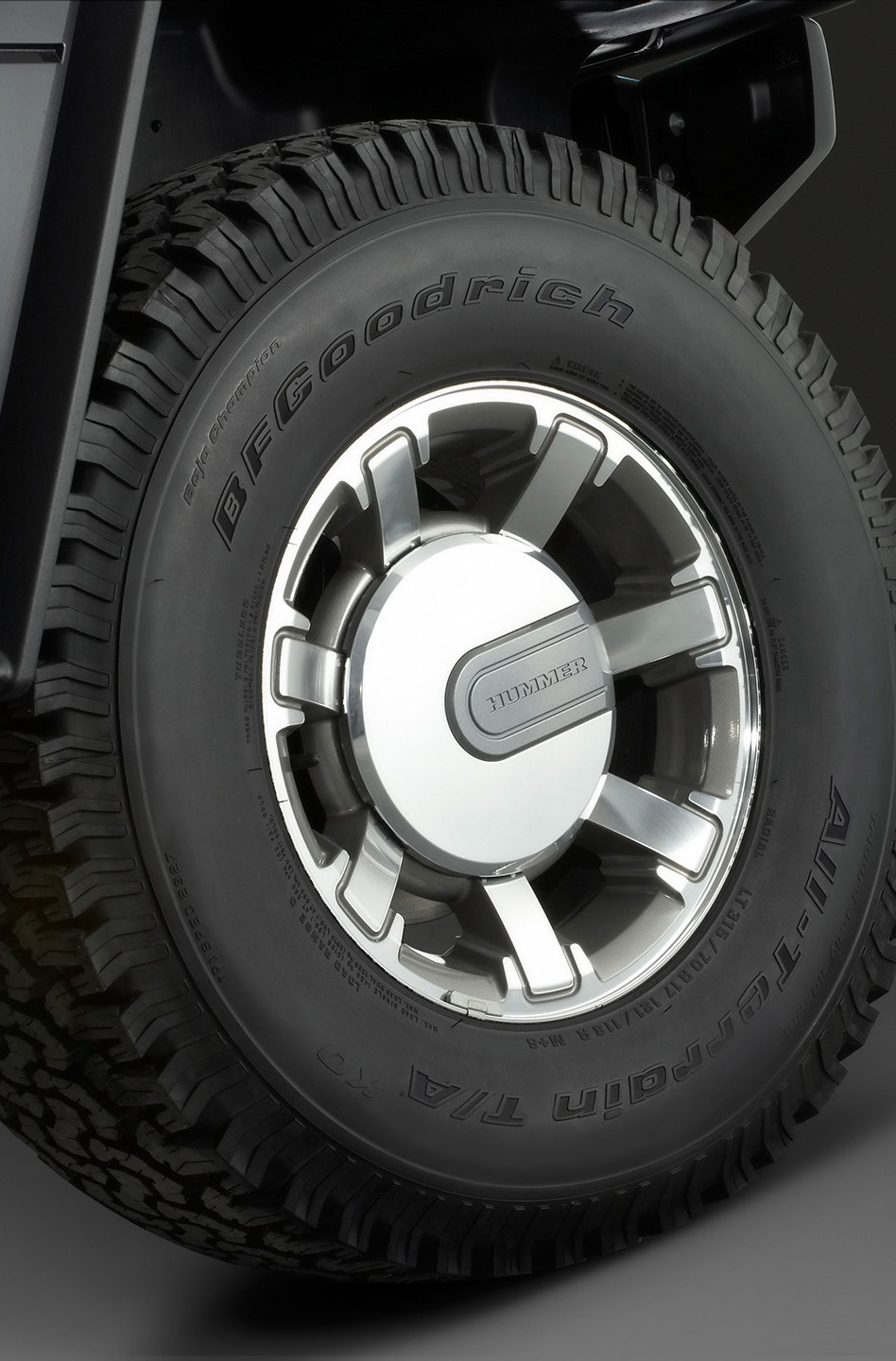 Hummer H2 photo #10