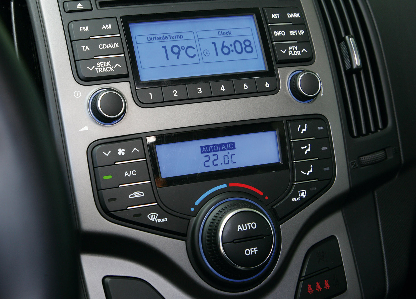Hyundai i30 photo #71